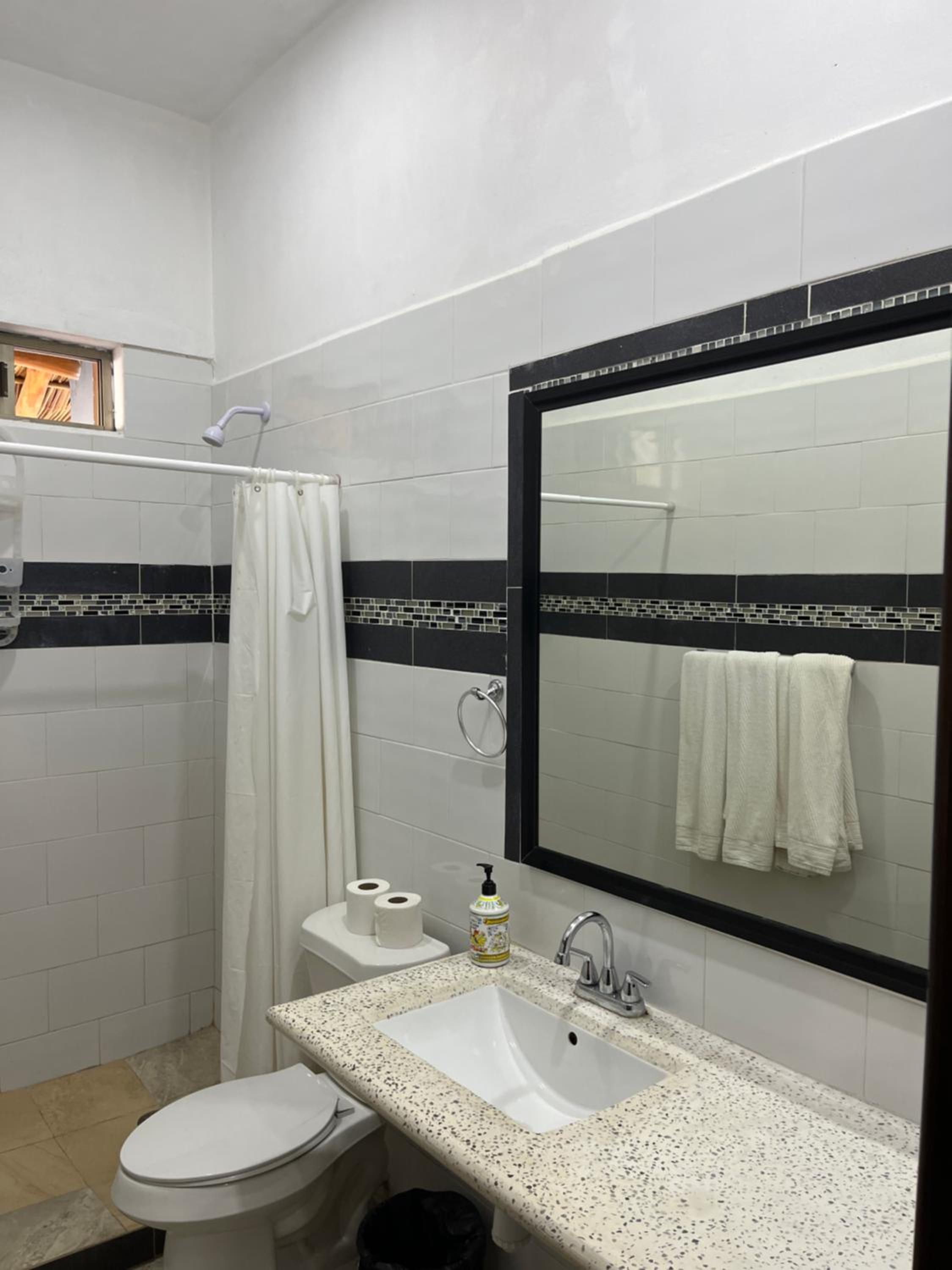 Deluxe Bungalow with Sea View - Photo 6