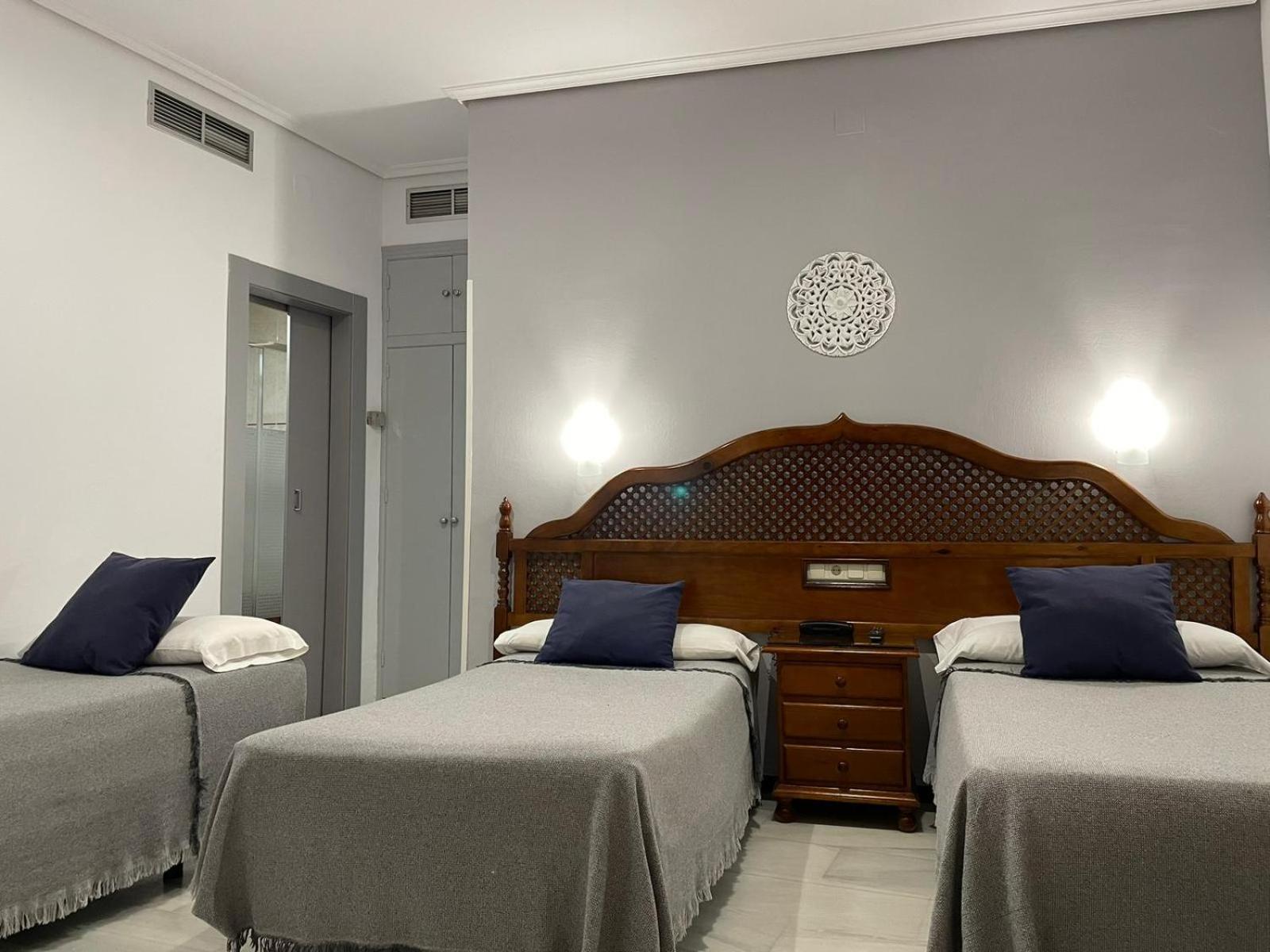 Triple Room - Photo 3