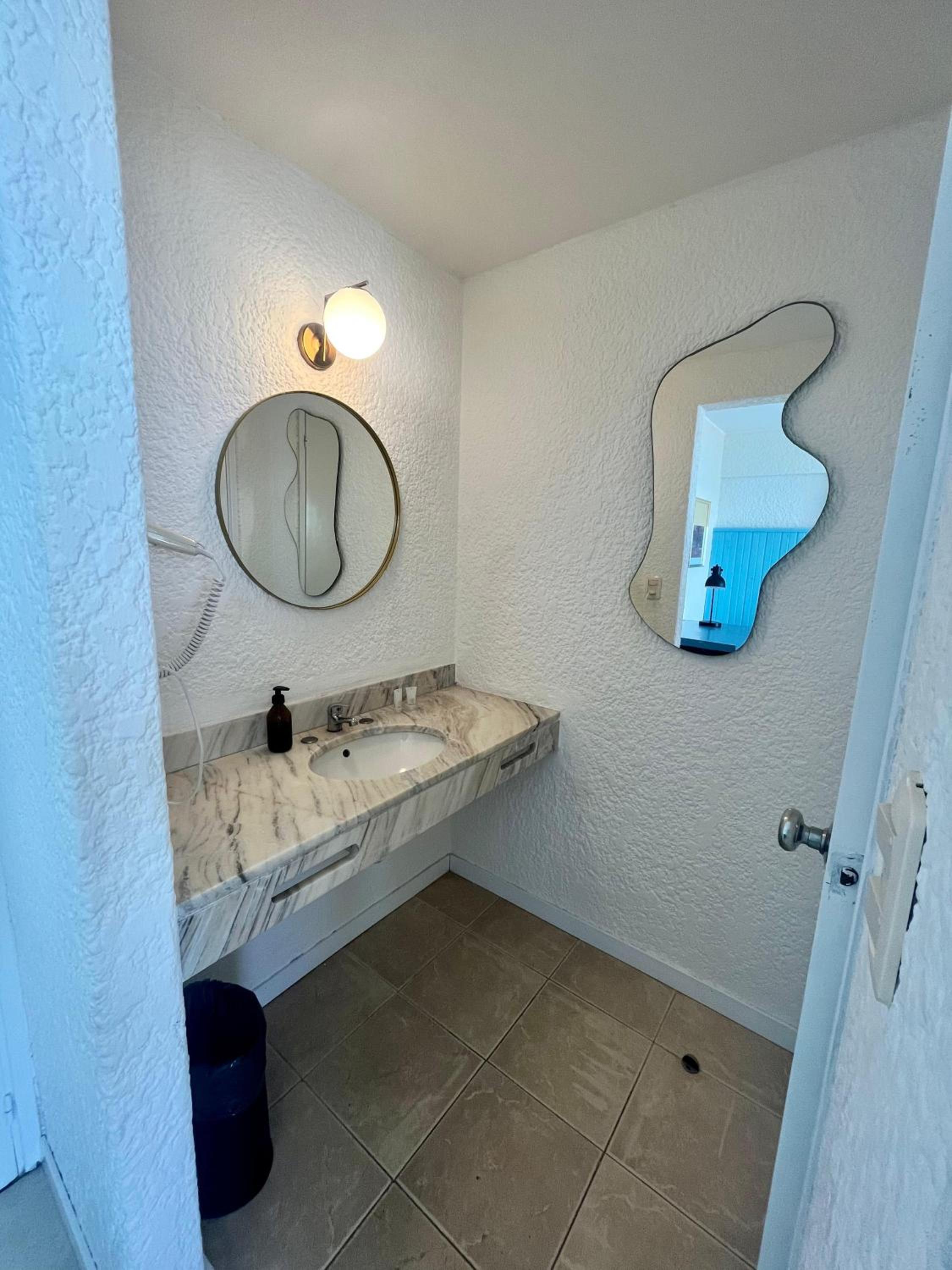 Standard Suite