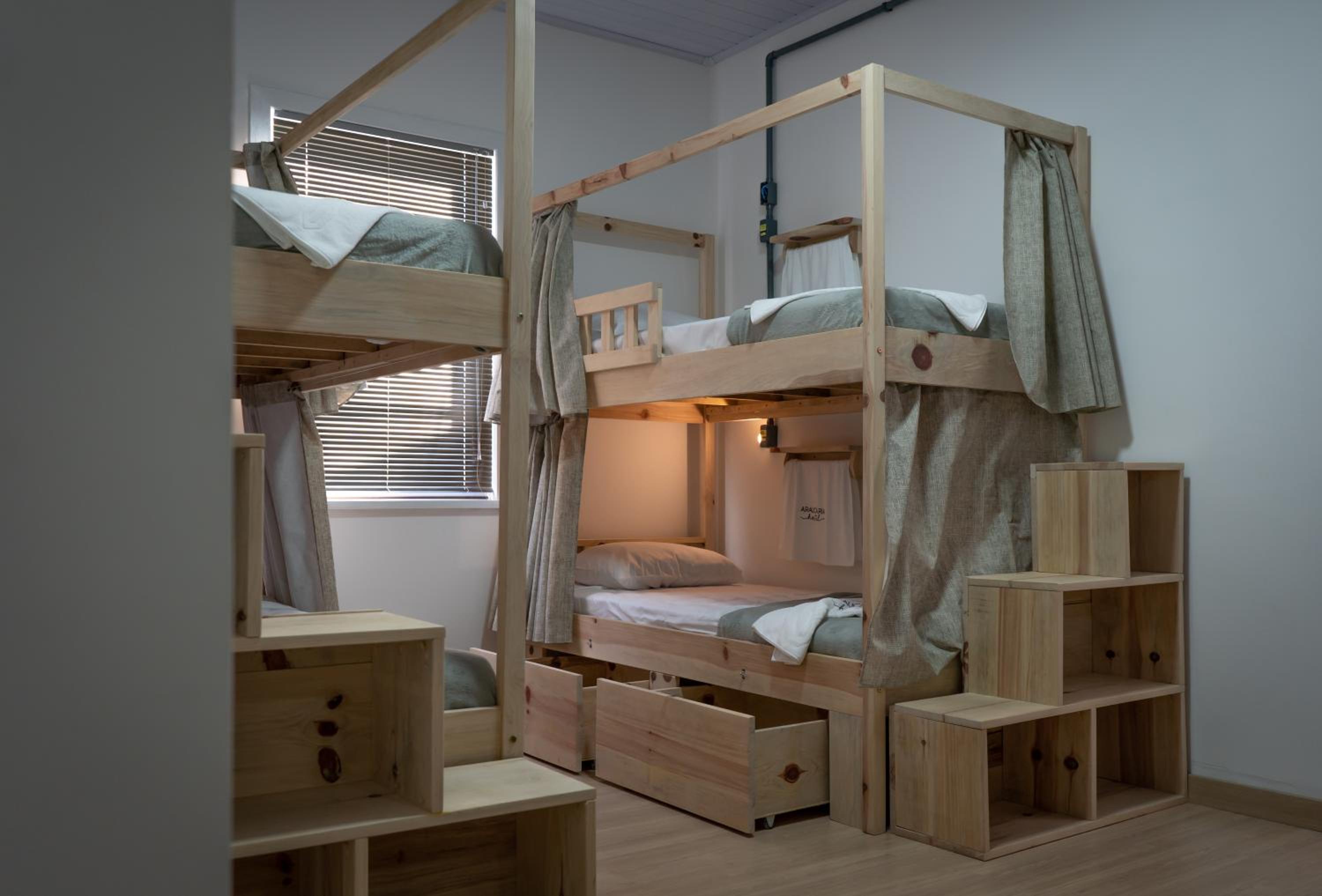 Bed in 8-Bed Mixed Dormitory Room photo 1