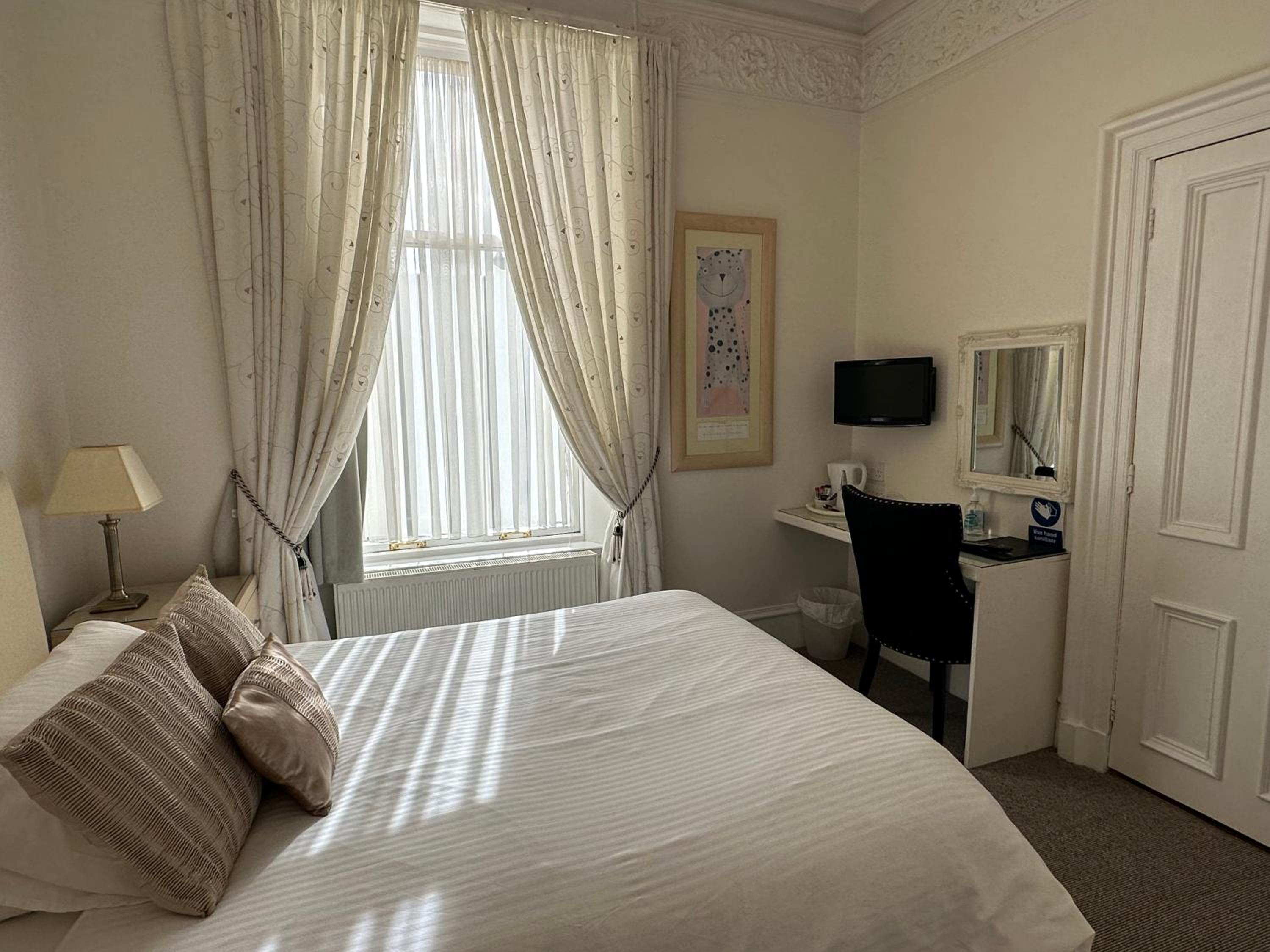 Small Double Room