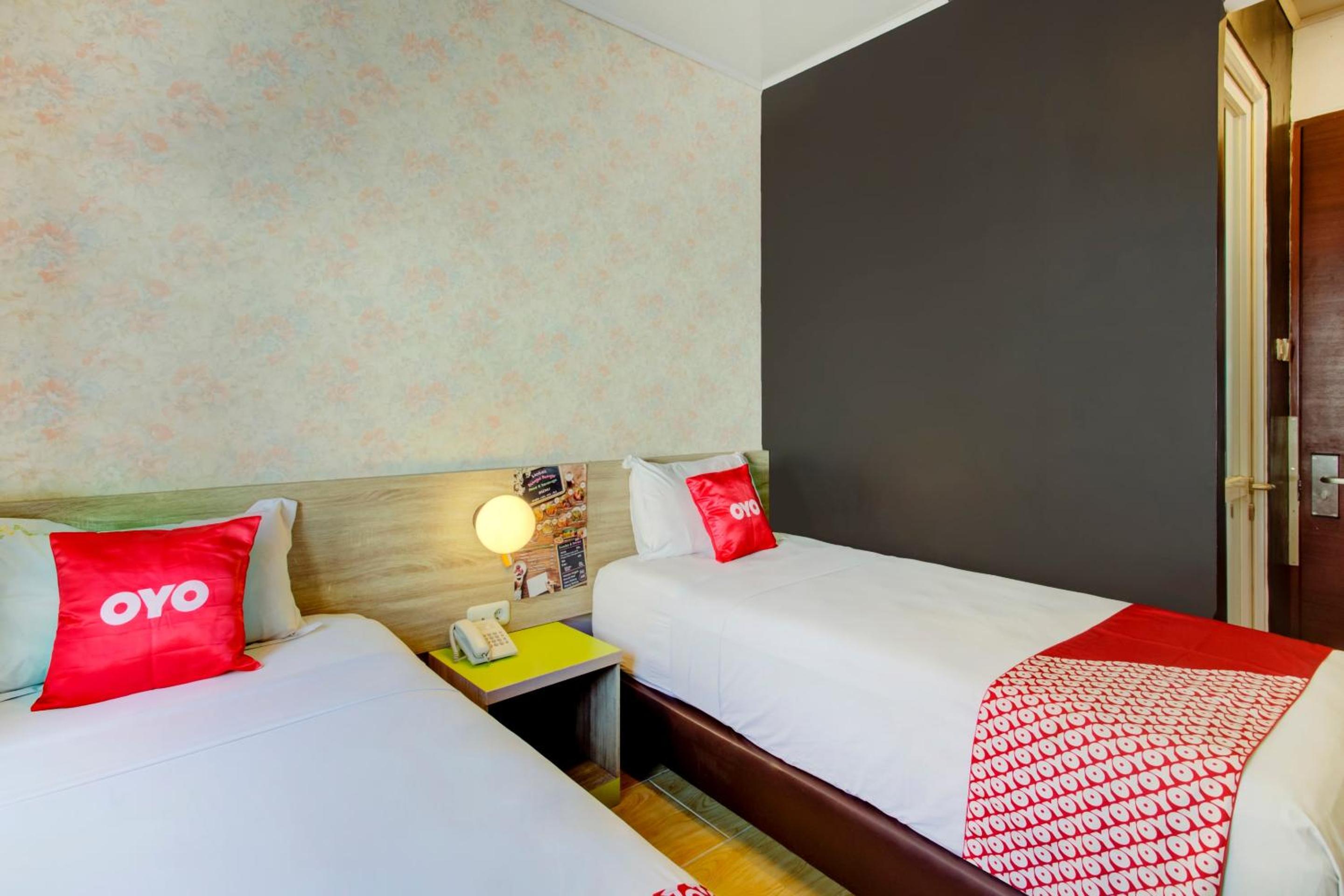 Delxue Twin Room