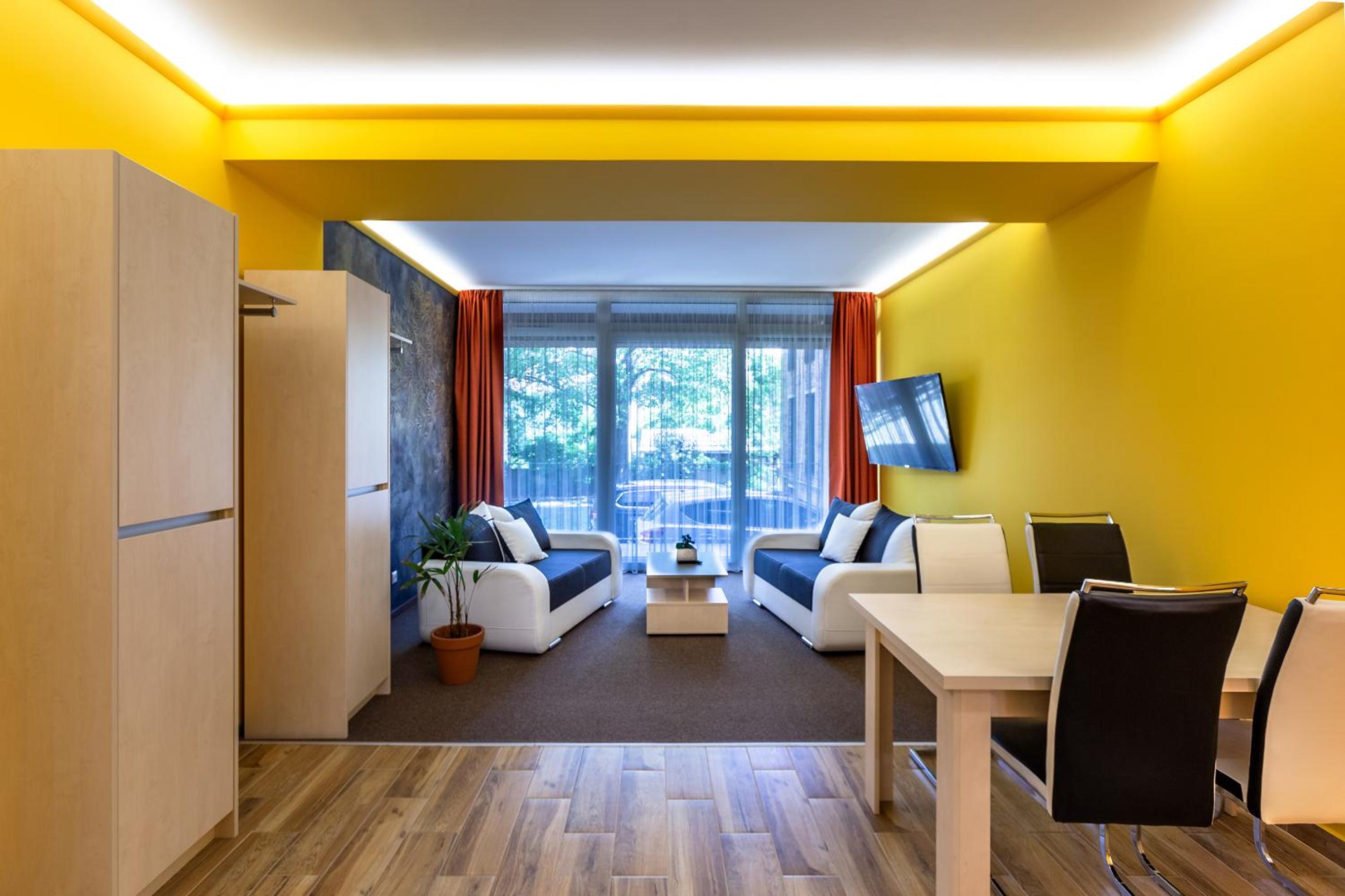 Two-Bedroom Apartment - Photo 8