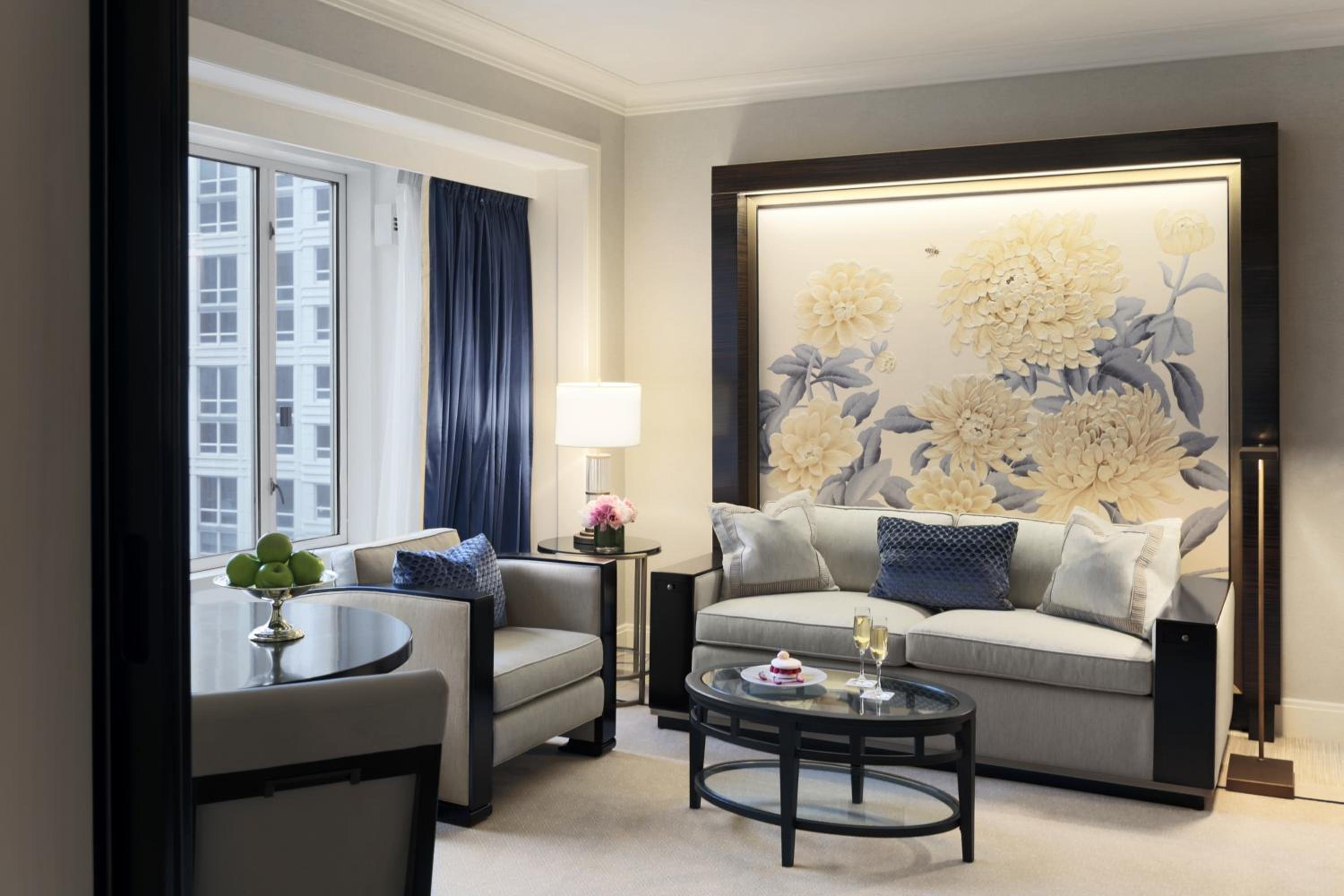 Deluxe Suite - Photo 2