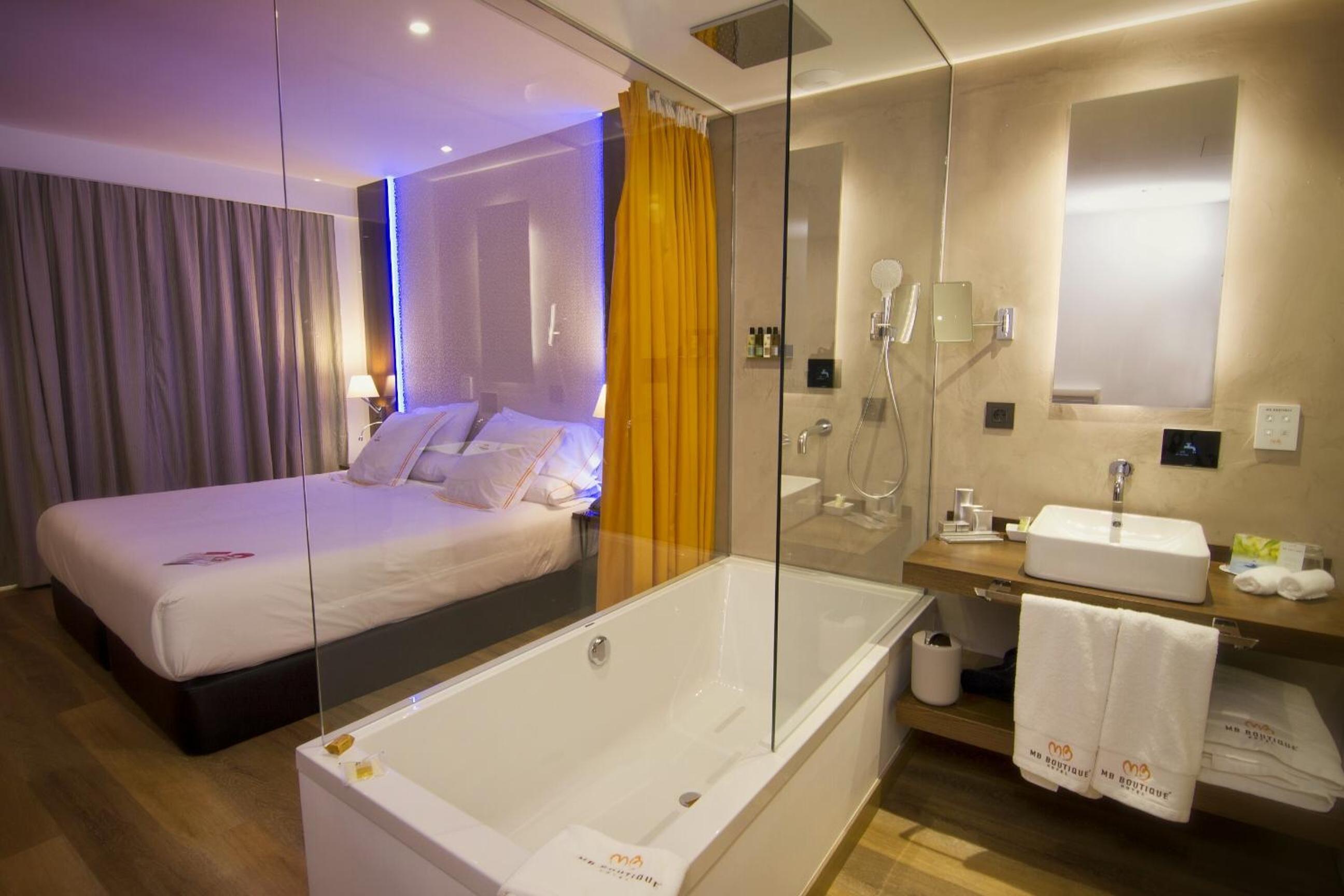 Habitación Doble Superior con Bañera