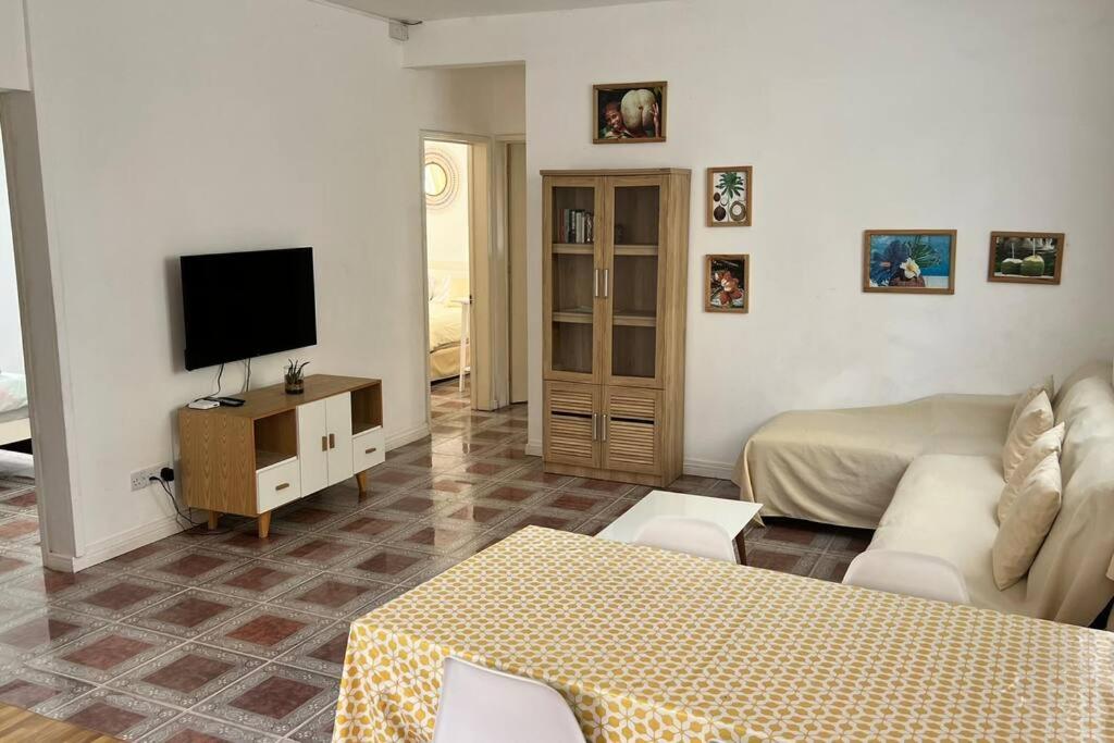 Three-Bedroom Apartment photo 3