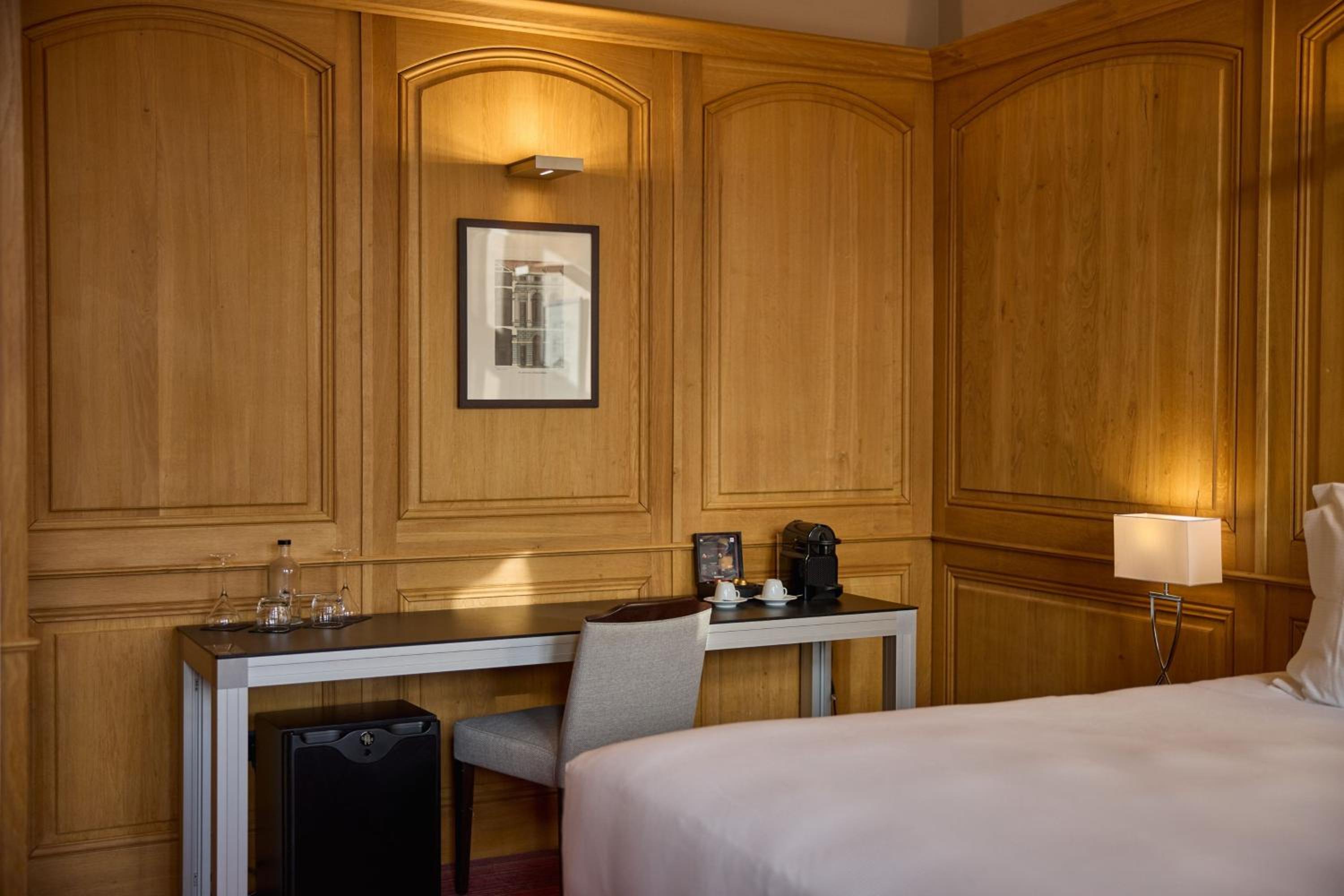 1 Bedroom Junior Suite - Photo 5