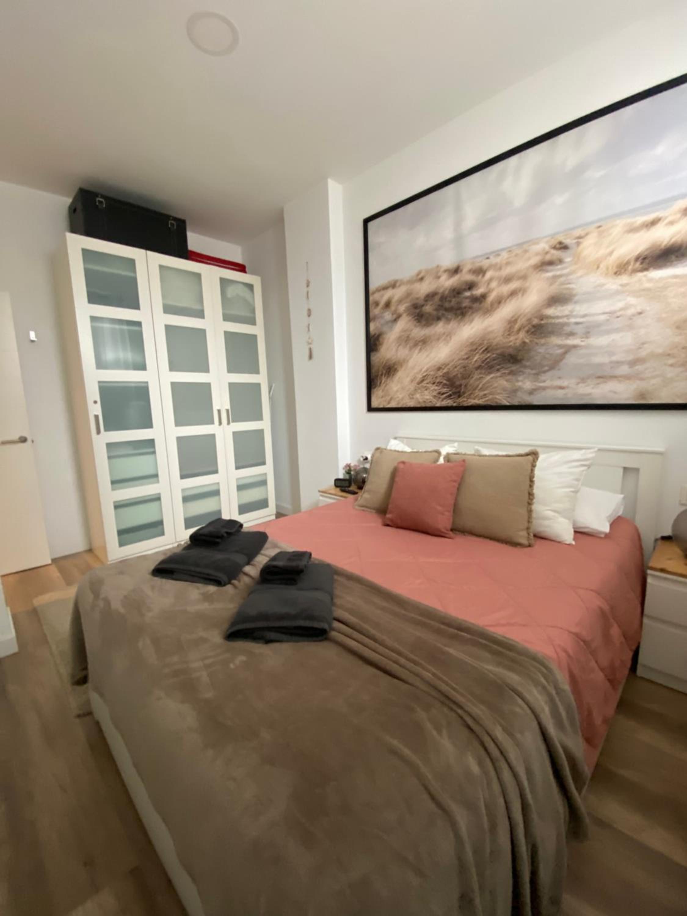 Two-Bedroom Apartment photo 2