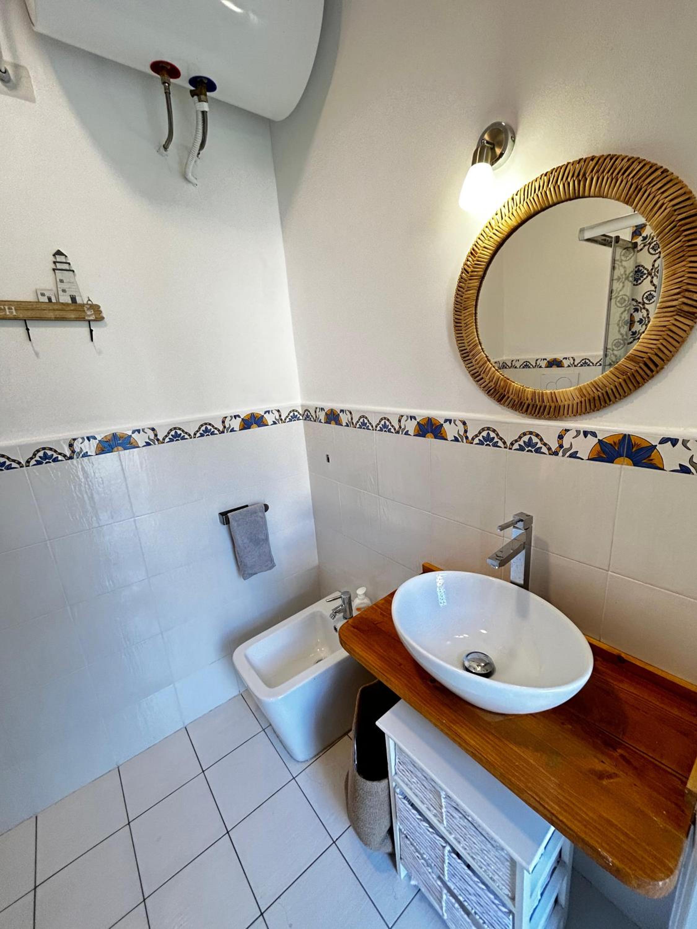 One-Bedroom House photo 2
