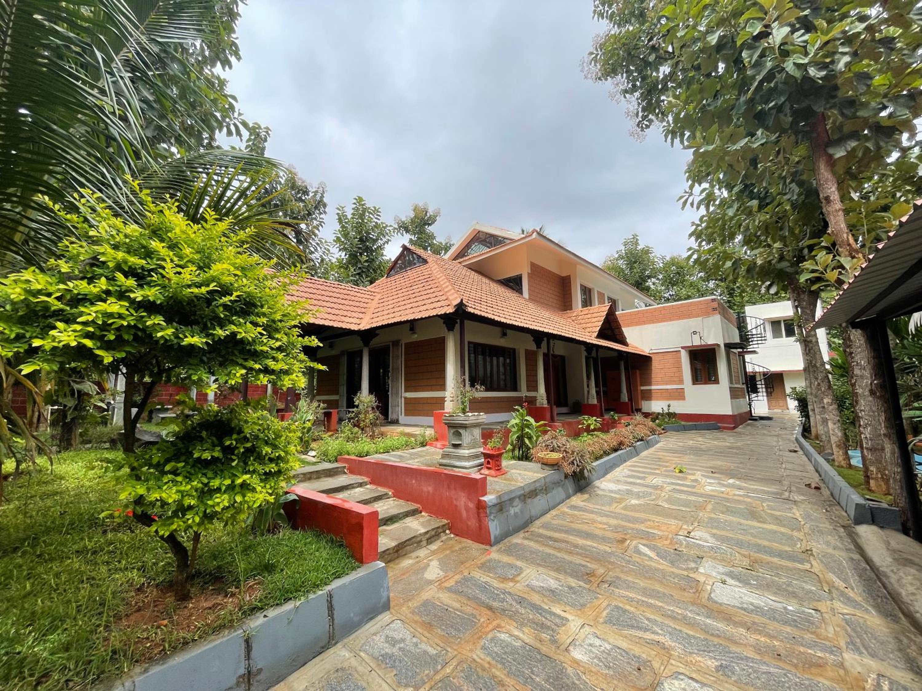 Three-Bedroom Villa photo 2