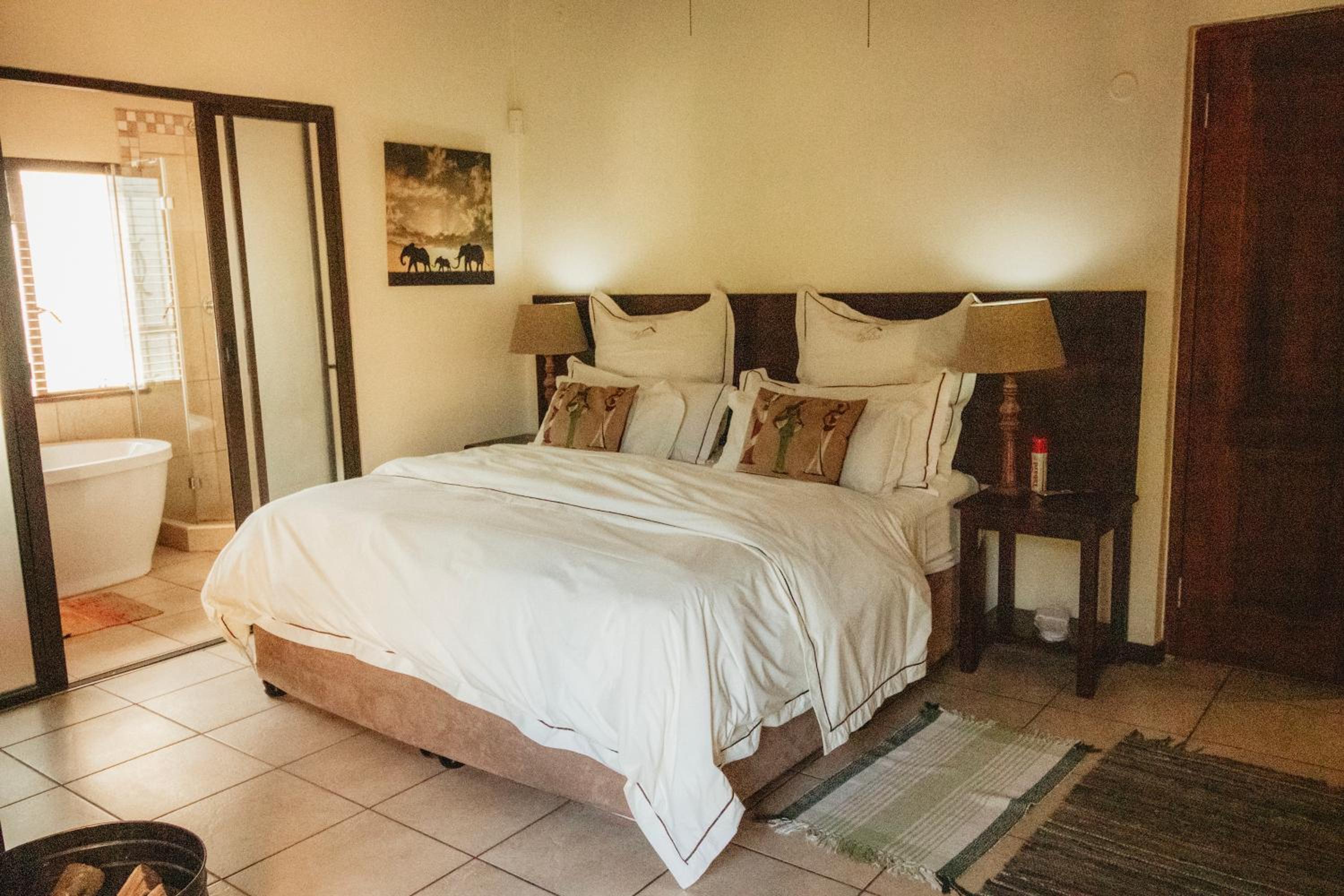 Large Double or Twin Room
