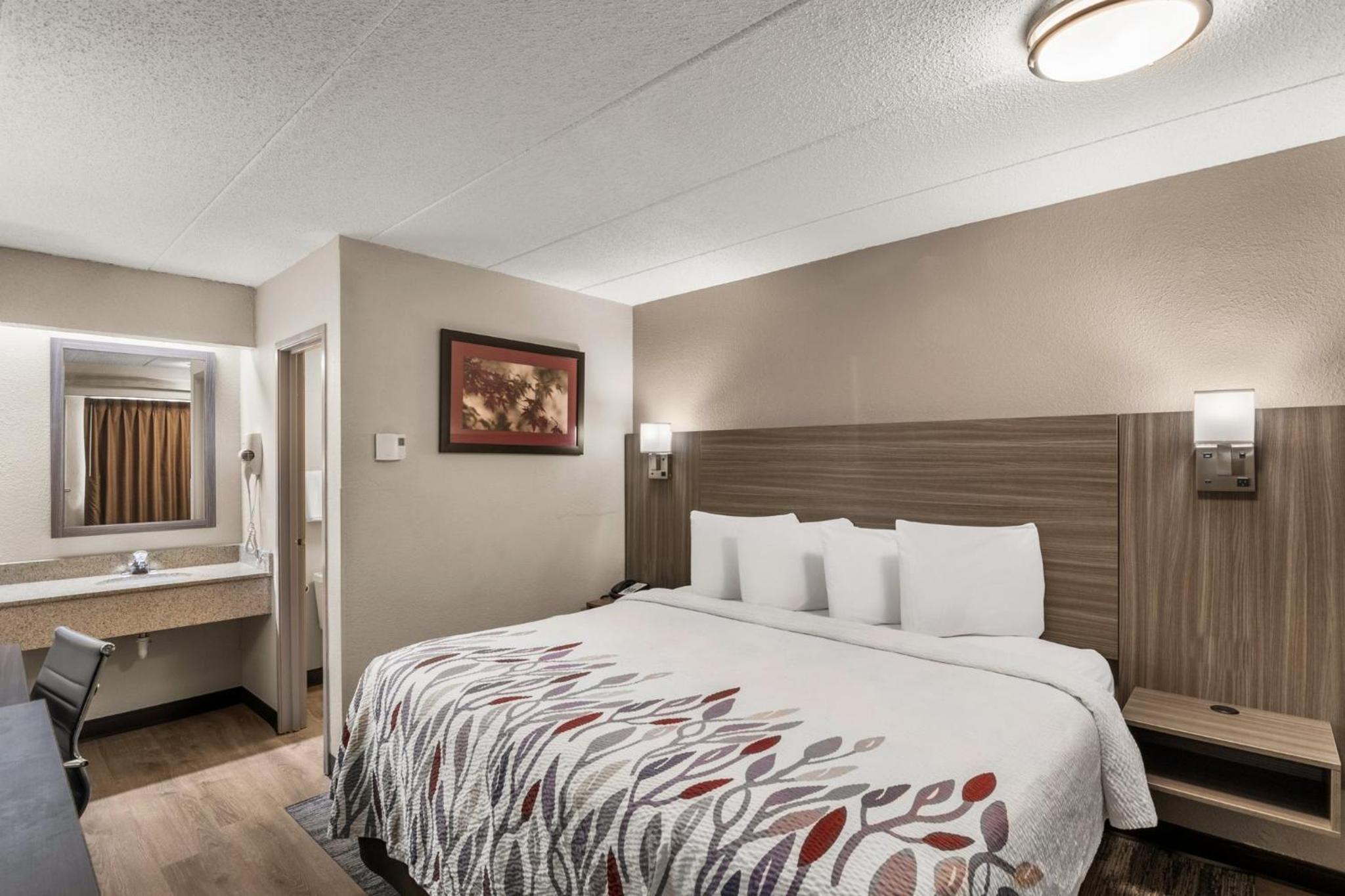 Deluxe King Room Non-Smoking - Photo 1