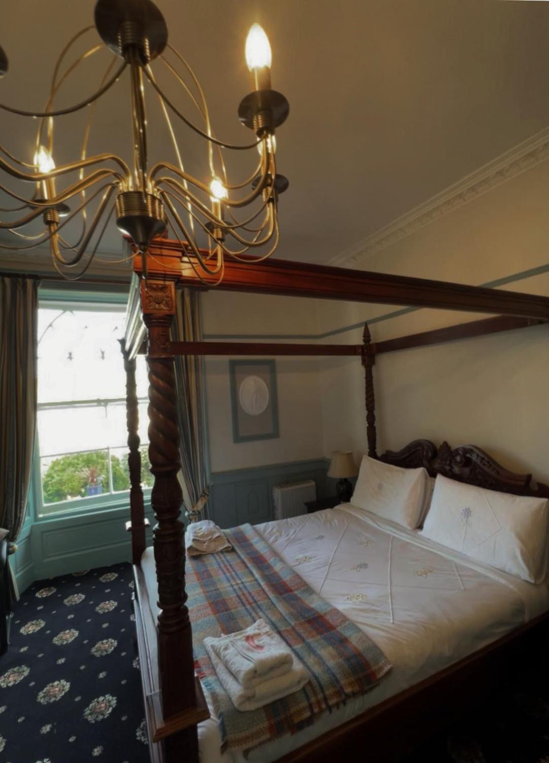 Deluxe Suite with Sea View photo 1