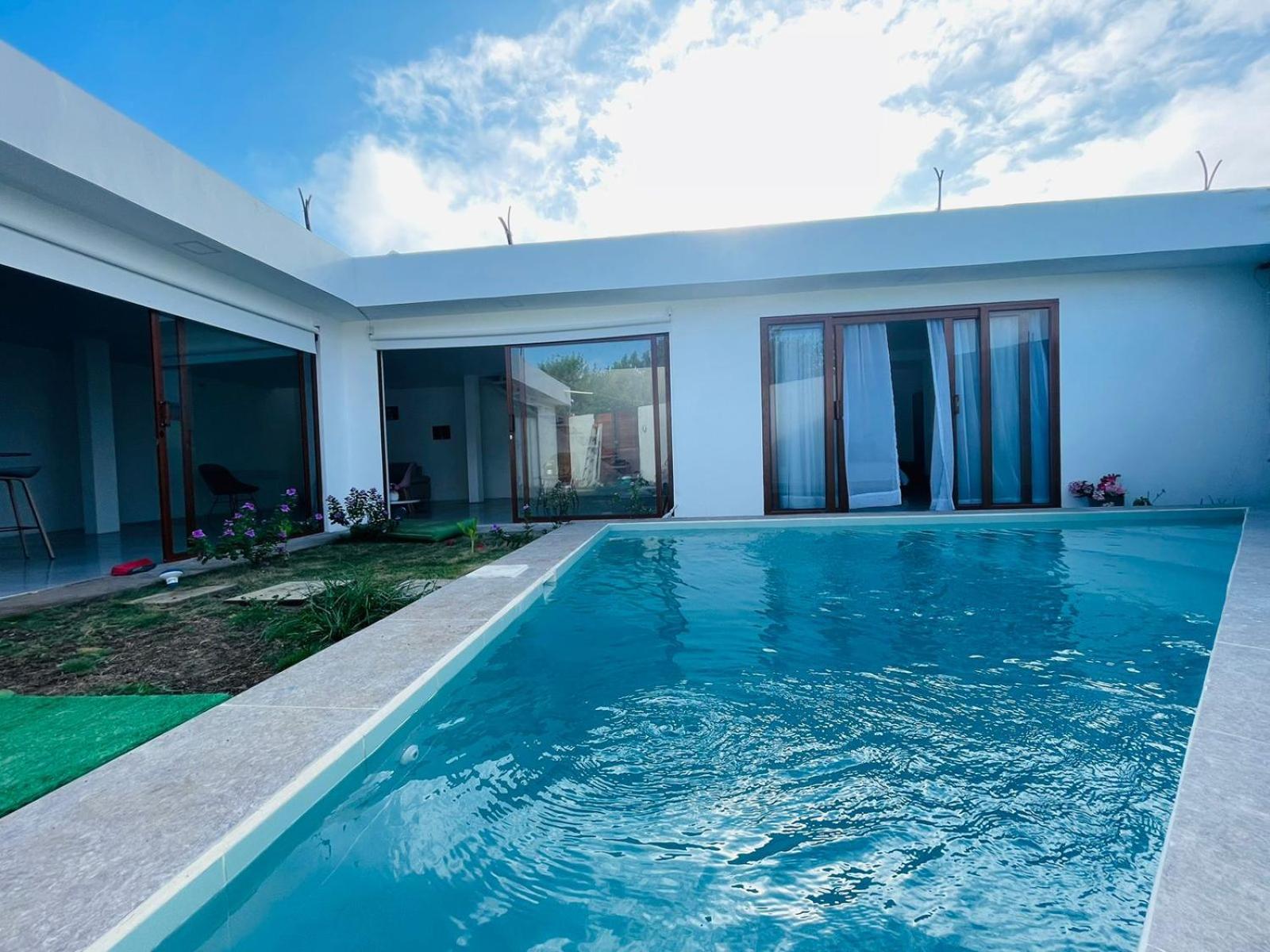 Villa with Private Pool photo 1