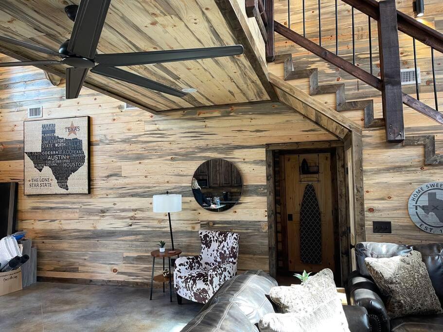 Four-Bedroom House photo 1