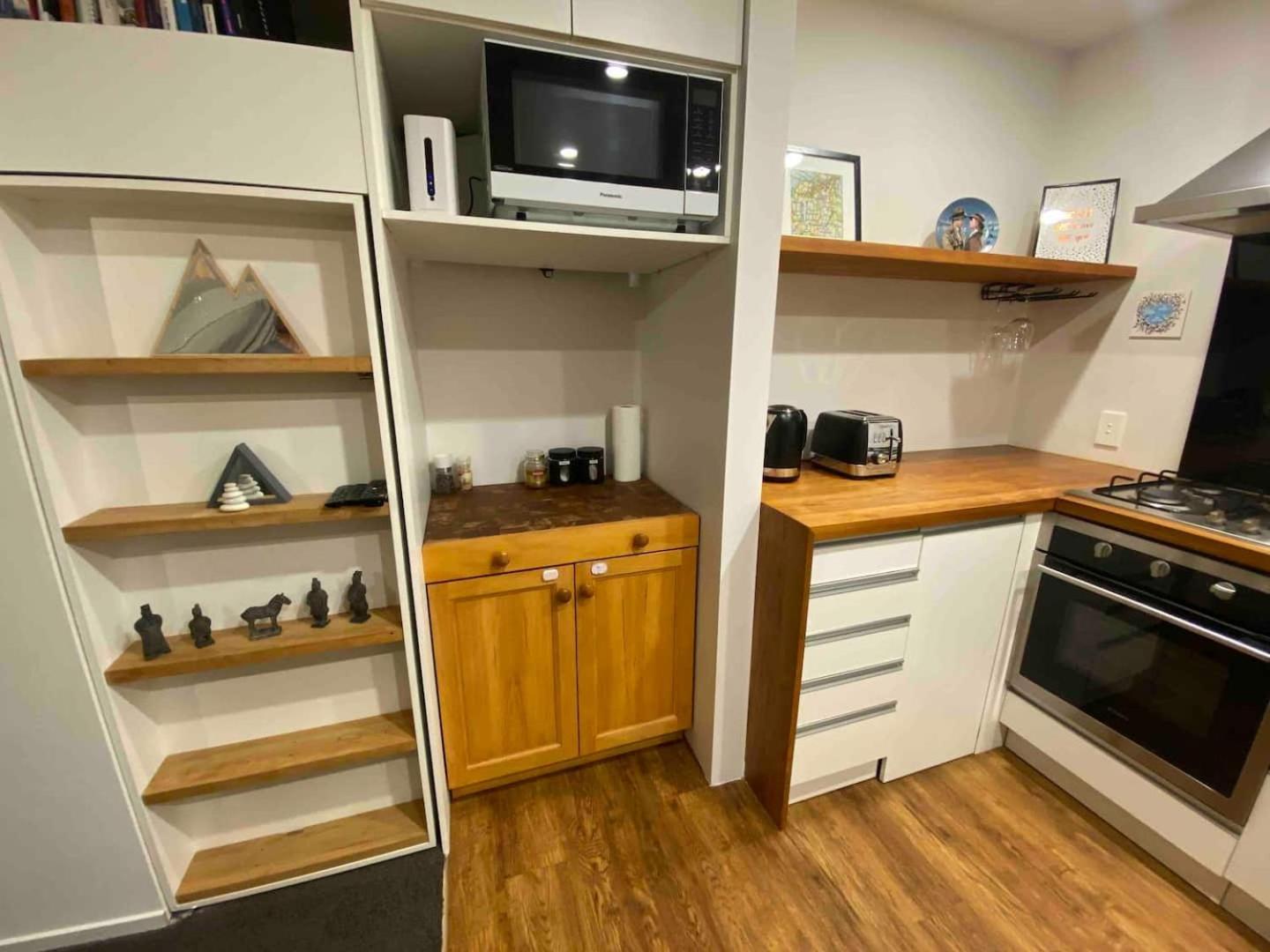 One-Bedroom House photo 2