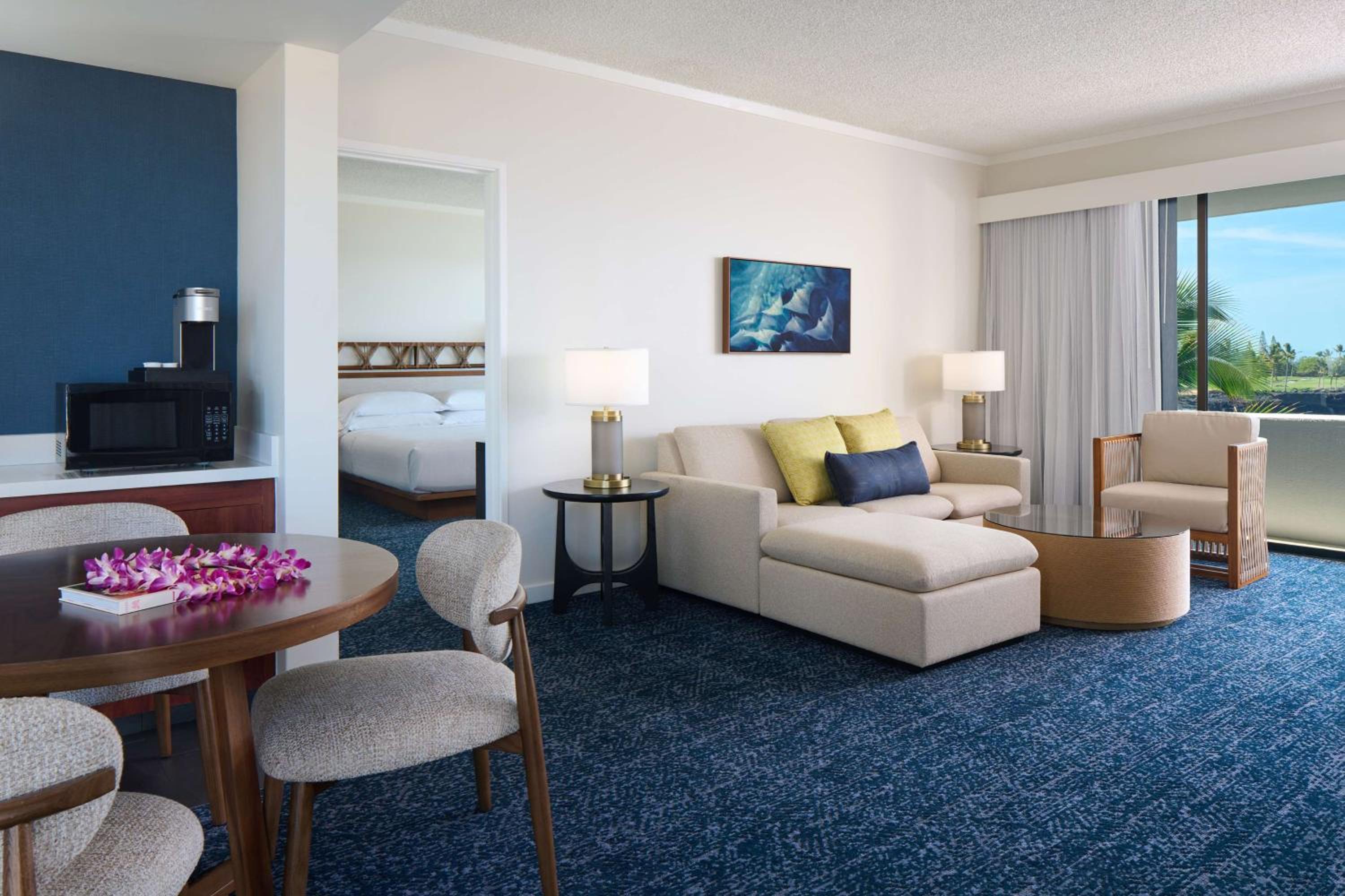 King Suite with Club Ocean Front View