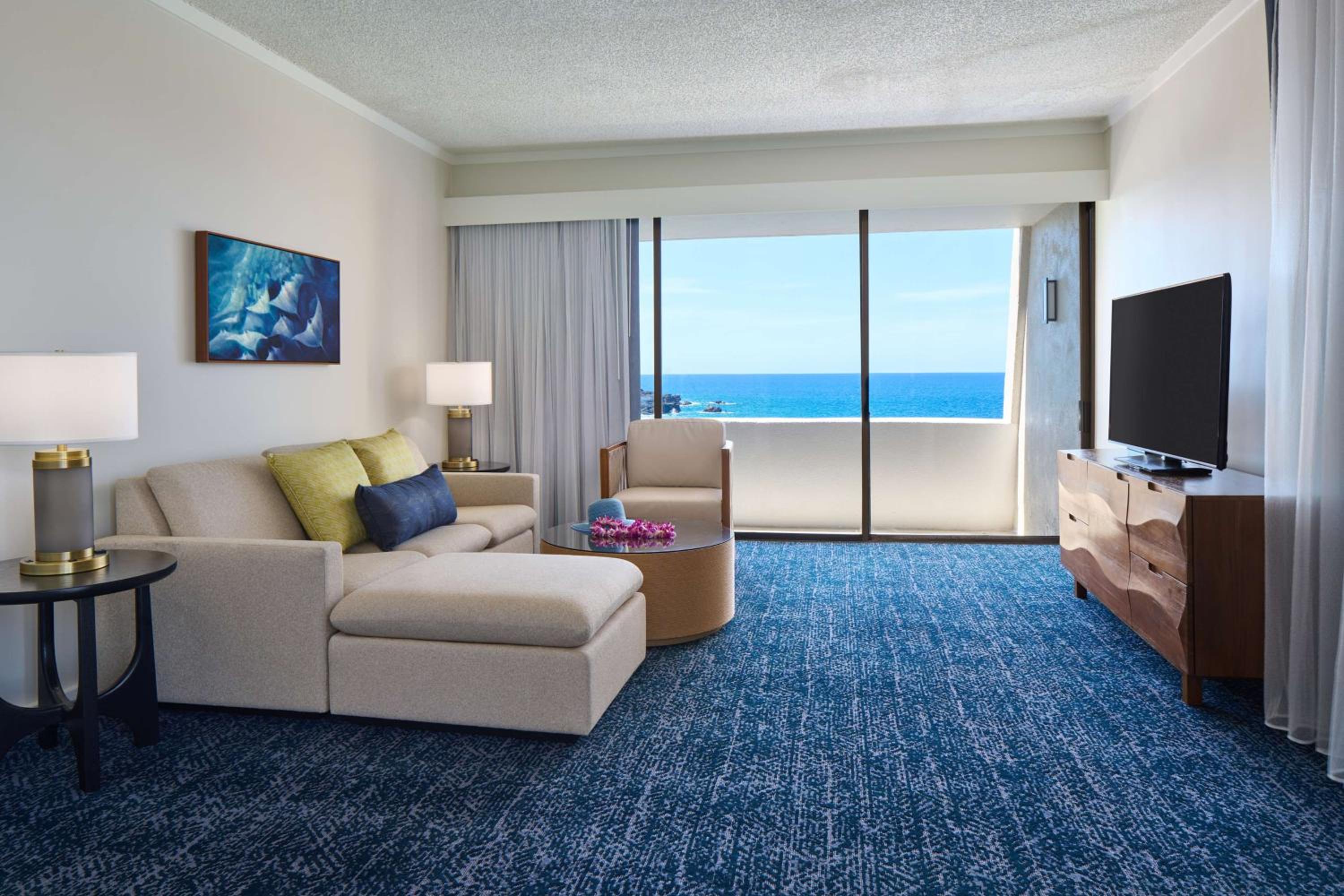King Suite with Club Ocean Front View