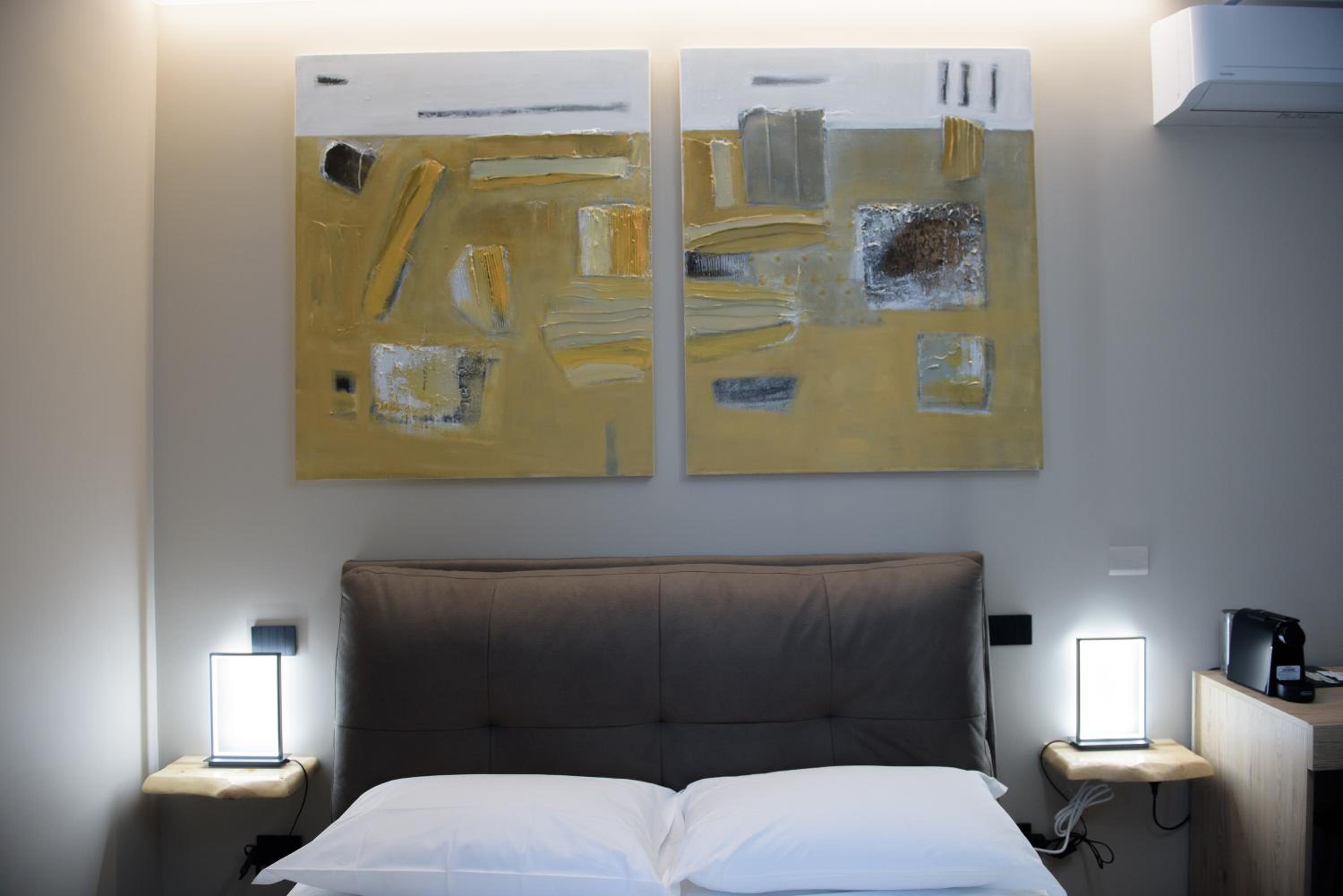 Double Room with Private Bathroom photo 1