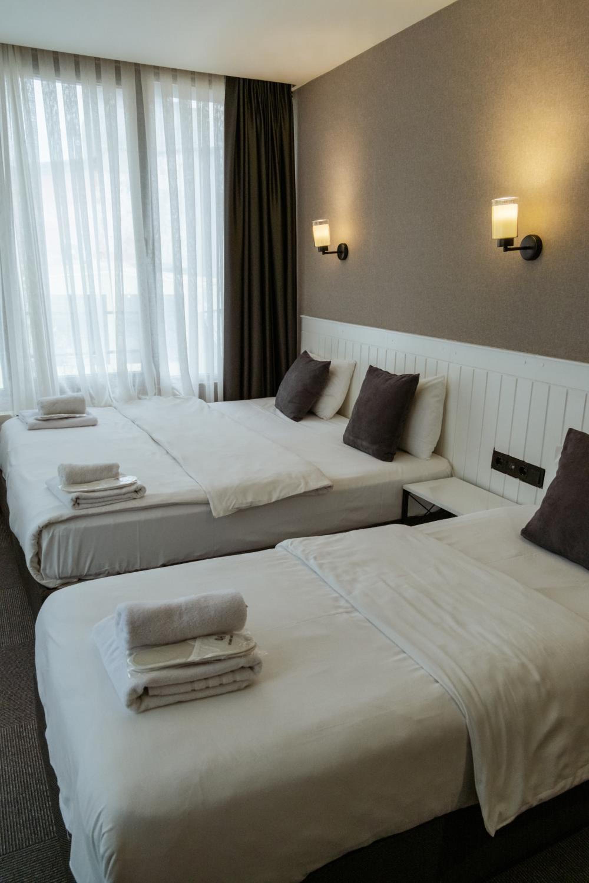 Classic Triple Room photo 1