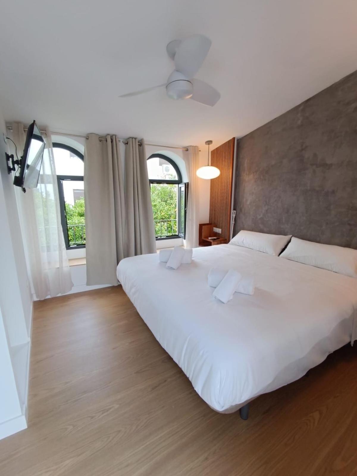 Habitación King con Balcón