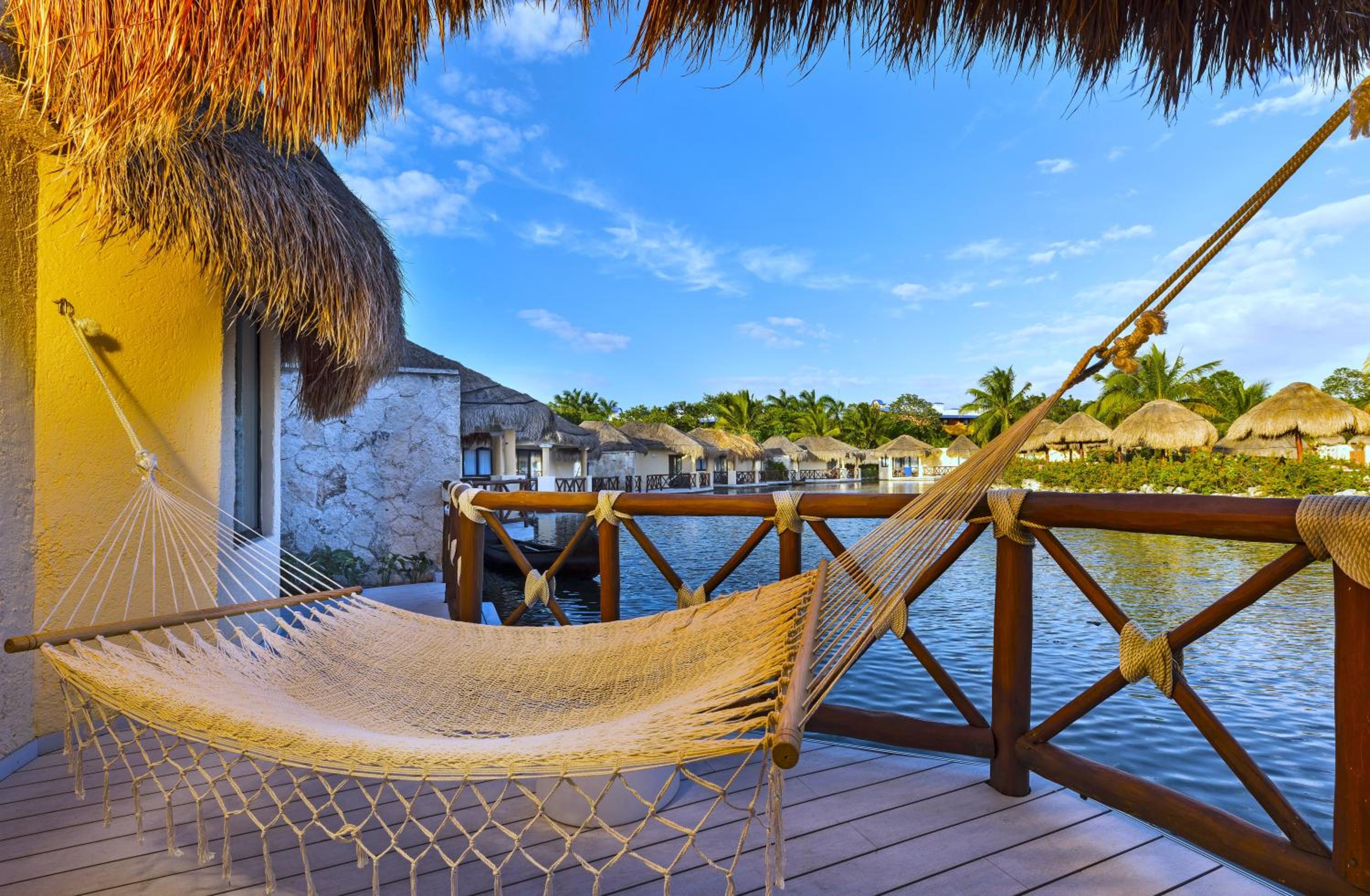 Romance Bungalow by the lake Adults Only - Photo 4