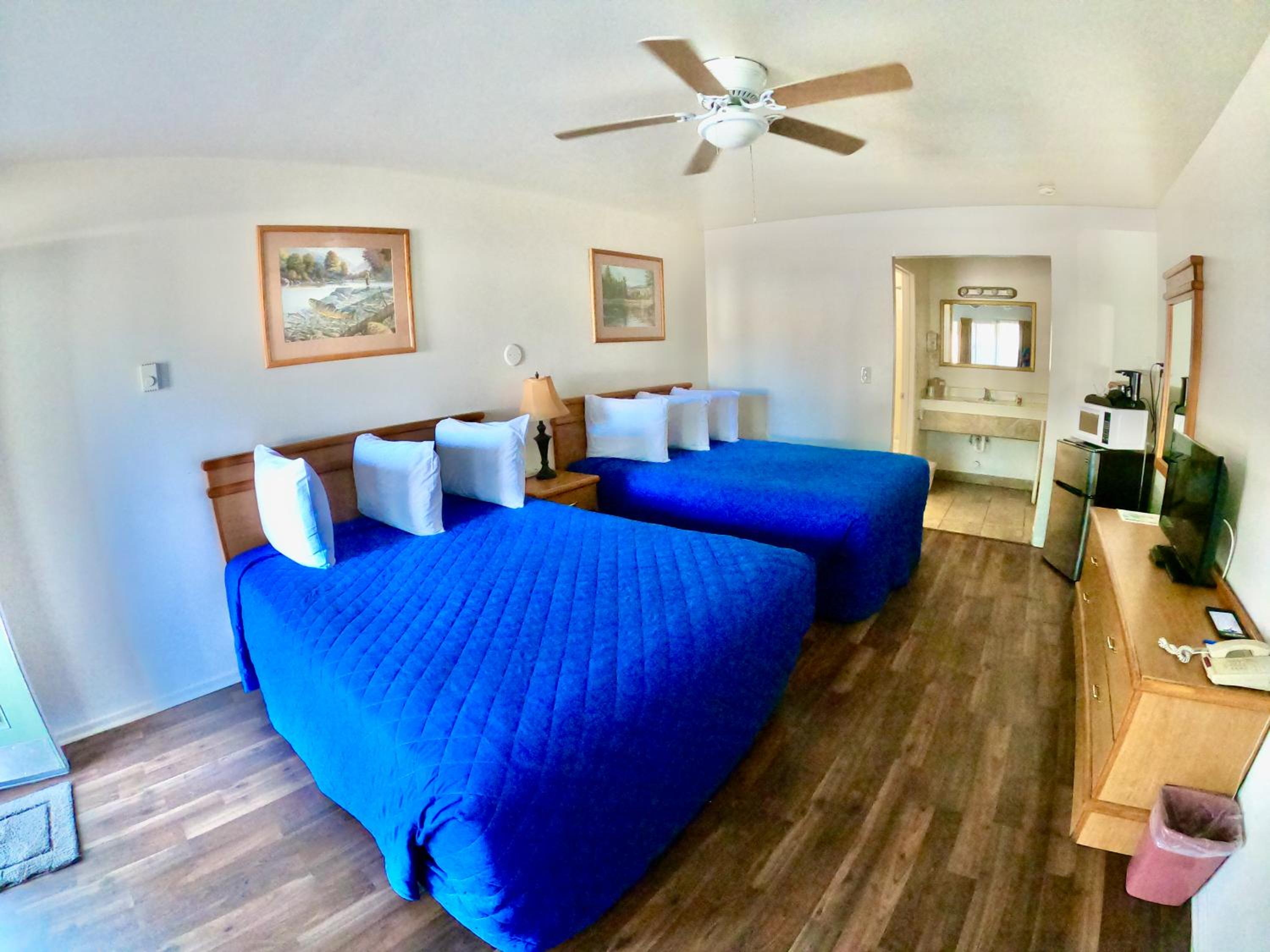 Deluxe Queen Room with Two Queen Beds - NOT Pet Friendly - Photo 1