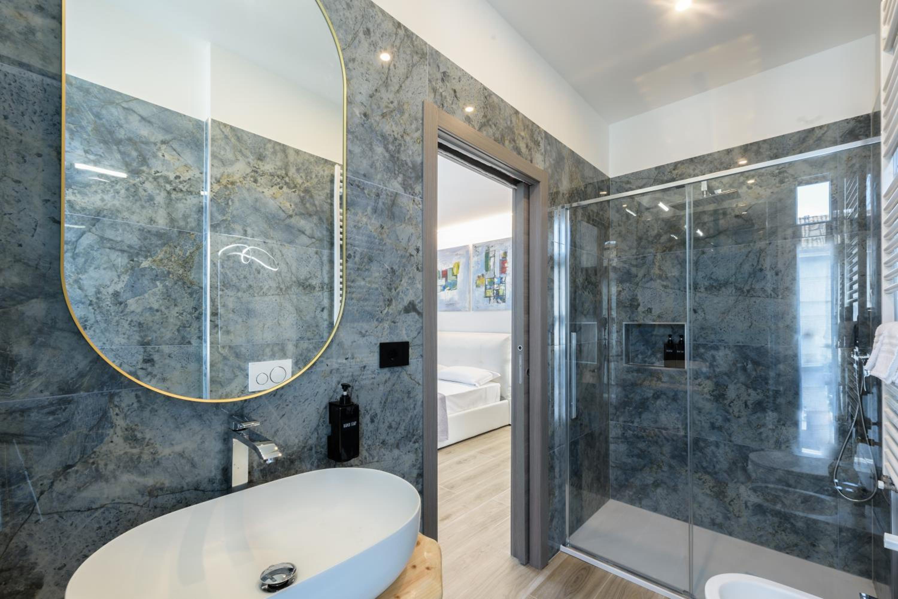 Double Room with Private Bathroom photo 3