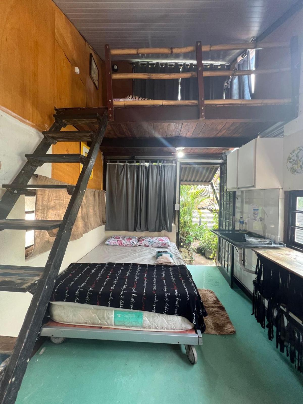 Loft - Photo 25