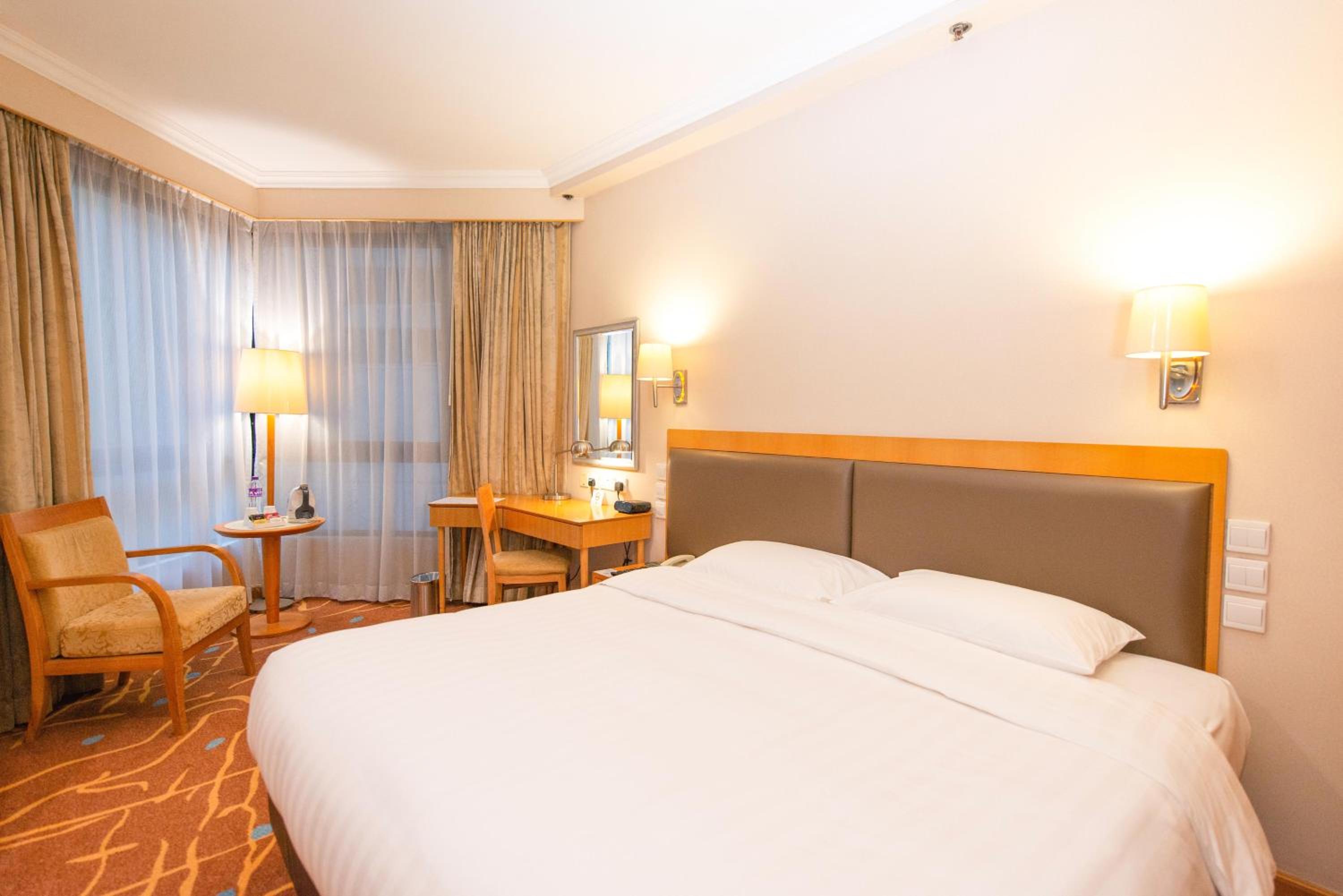 Premier Room