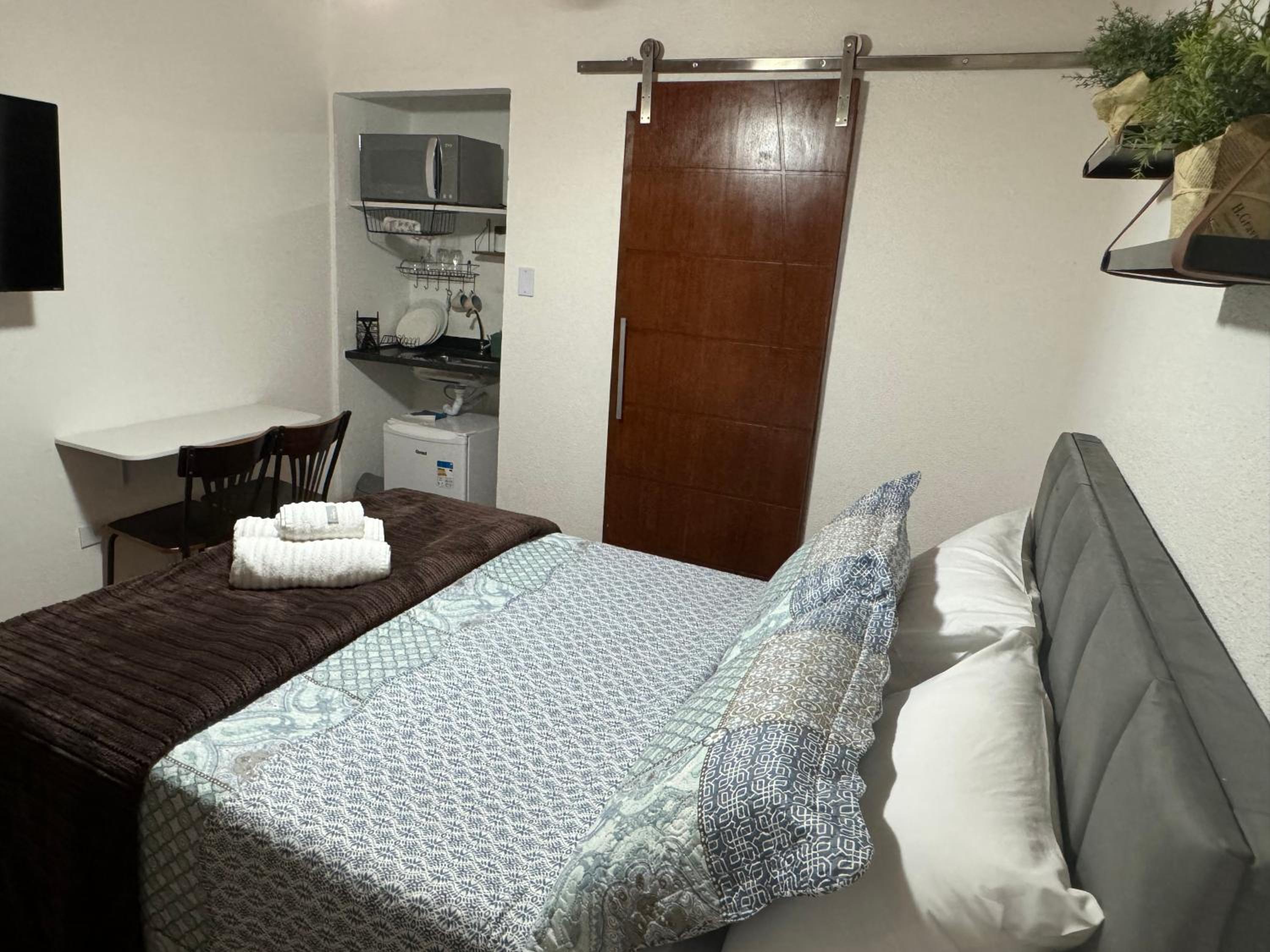 Double Room with Private Bathroom photo 2