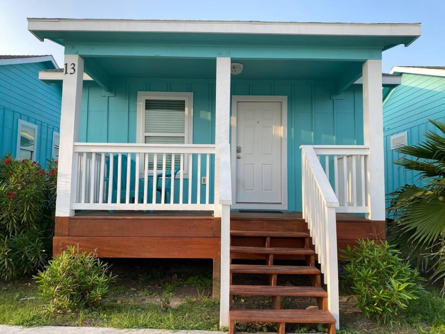 One-Bedroom House photo 2