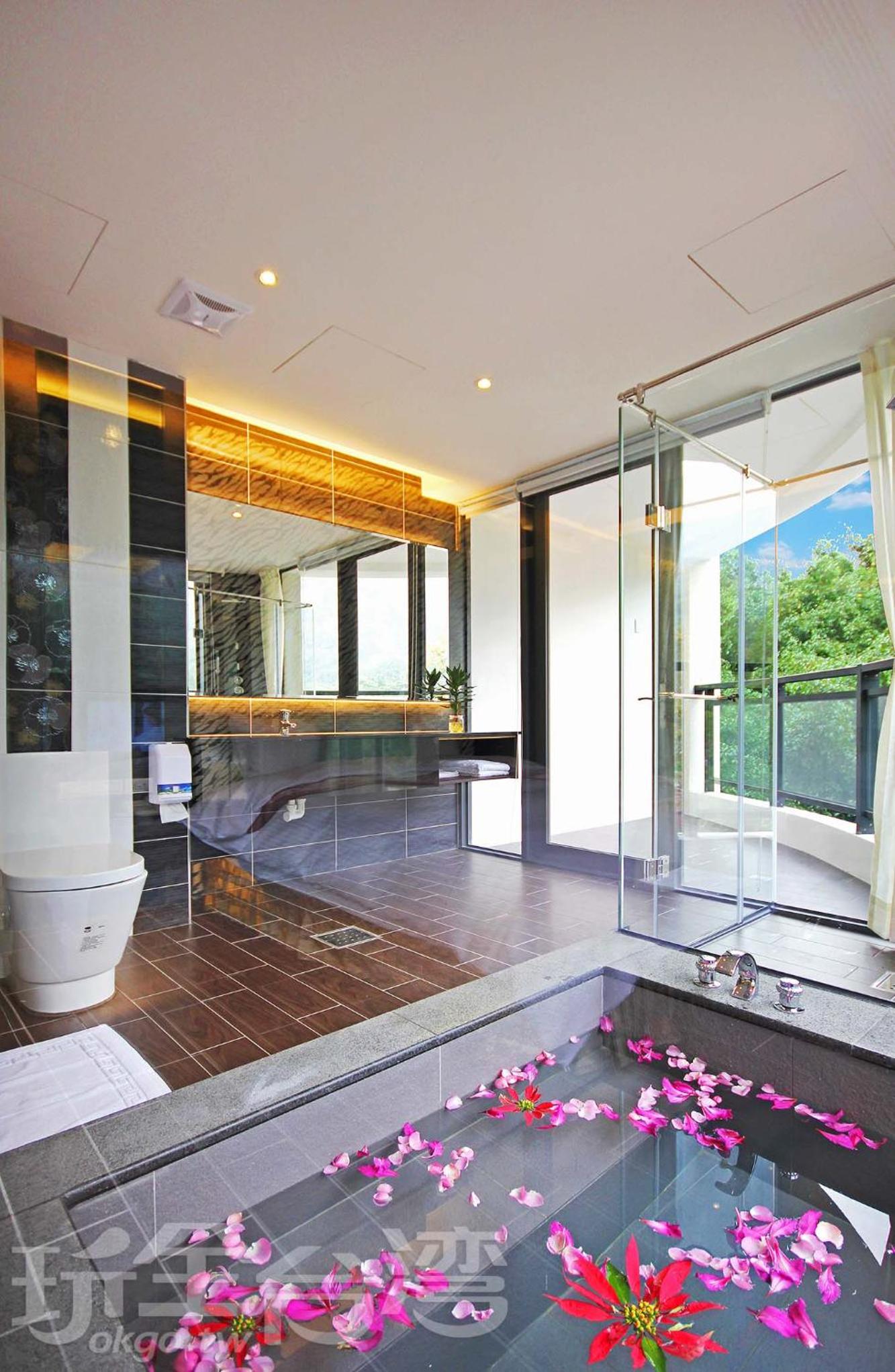 Double Room with Mountain View