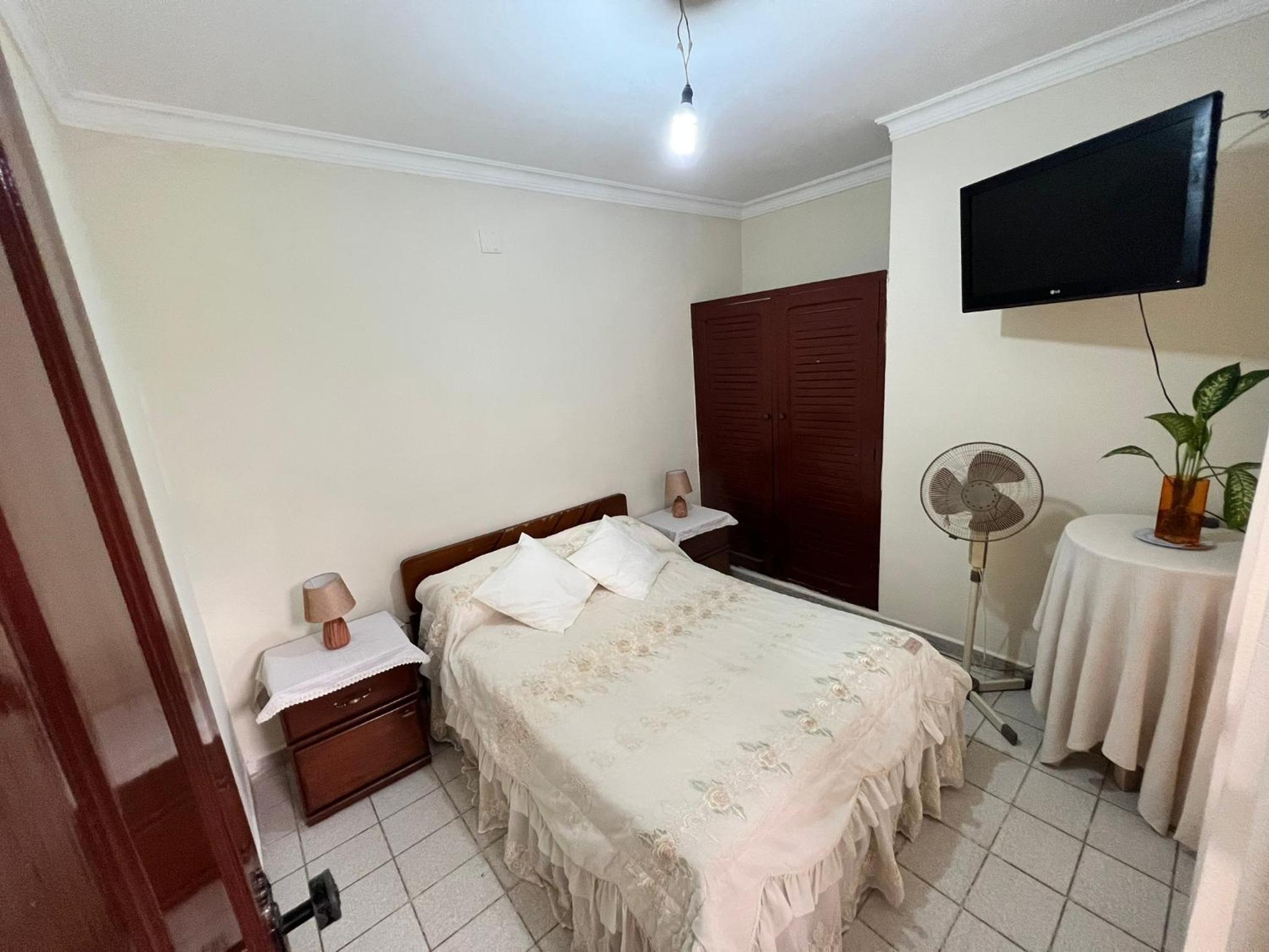 Double Room With Private Bathroom photo 2