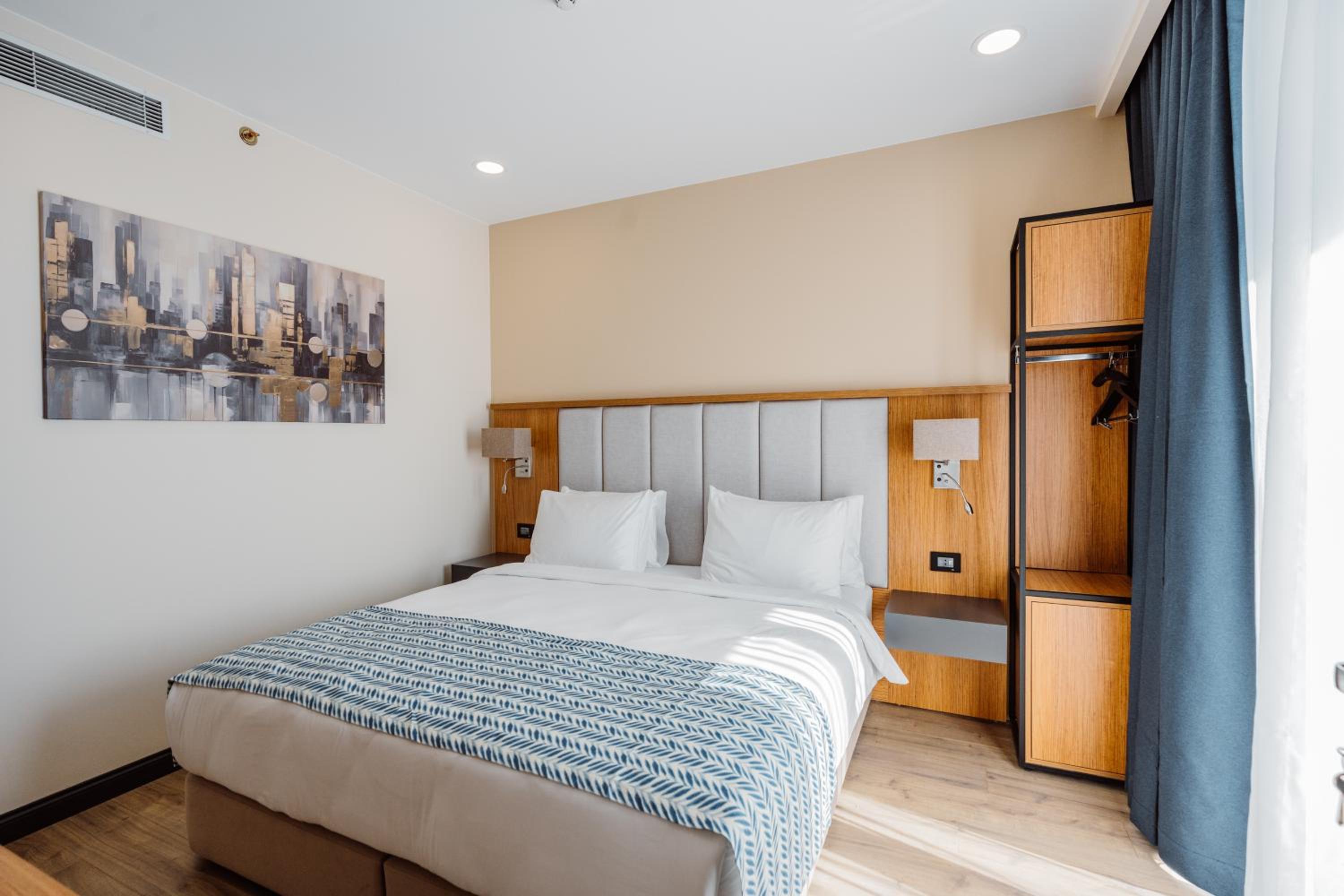Standard Double Room - Photo 5