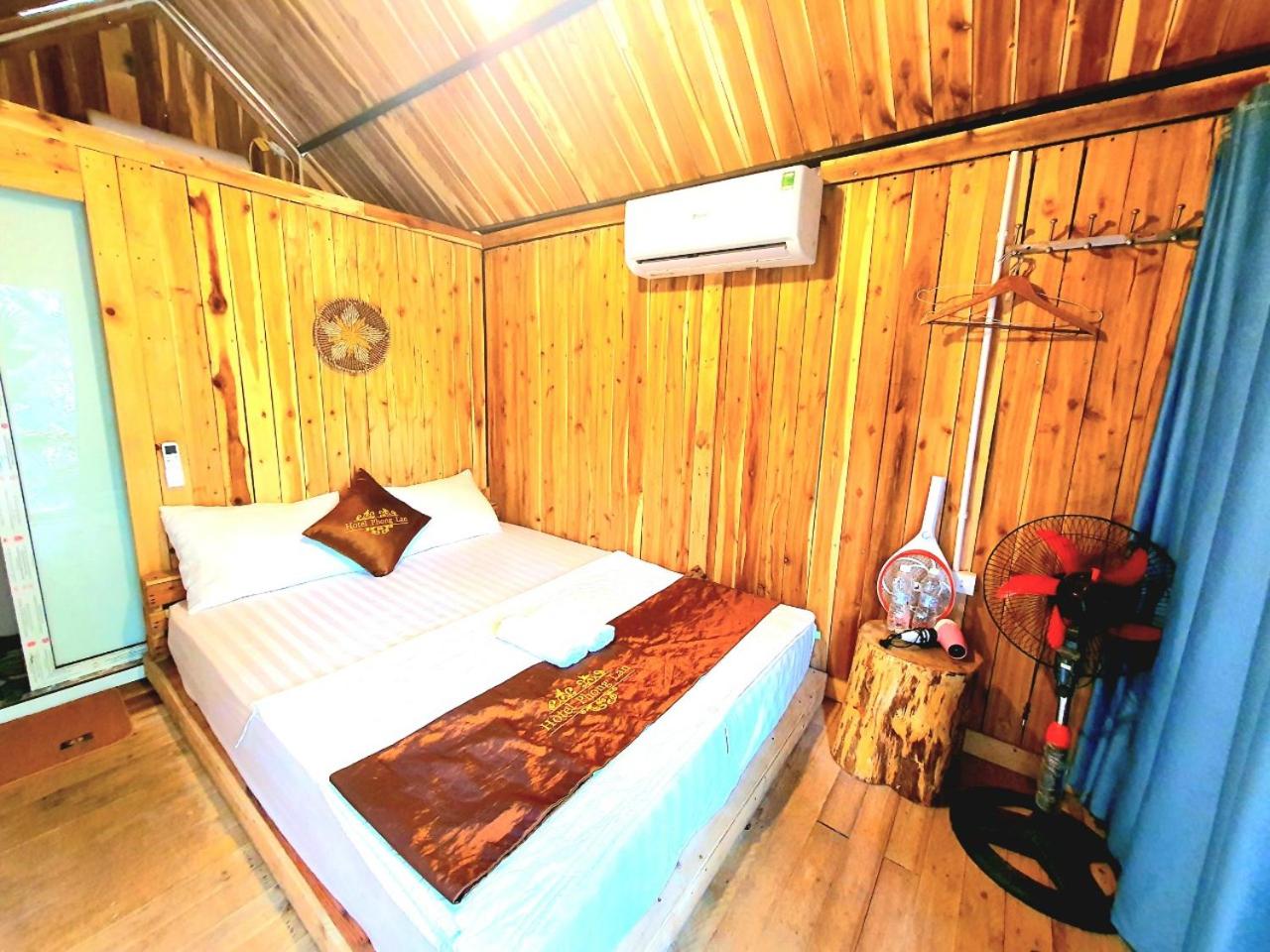 Bungalow With Garden View photo 1