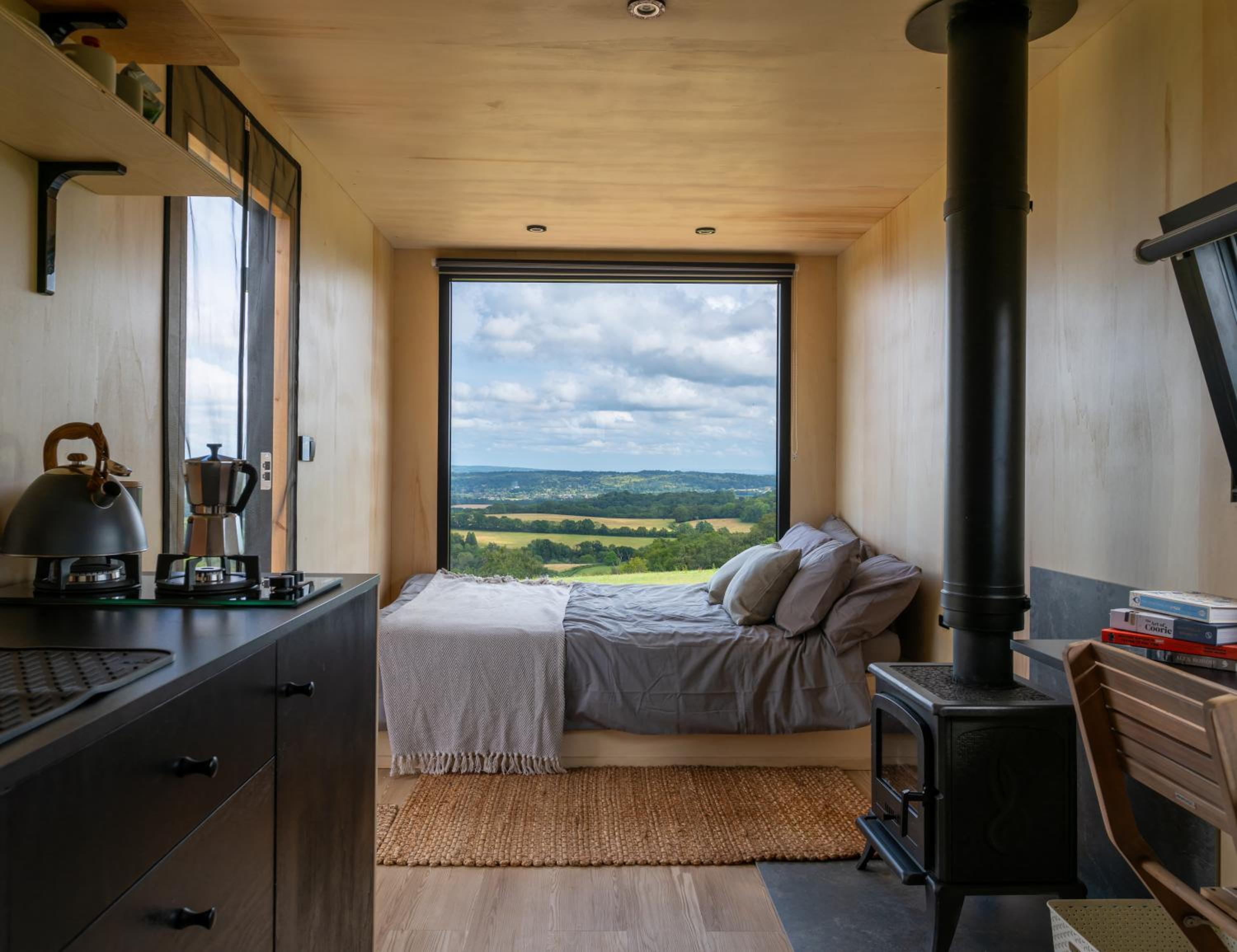 One-Bedroom House photo 1