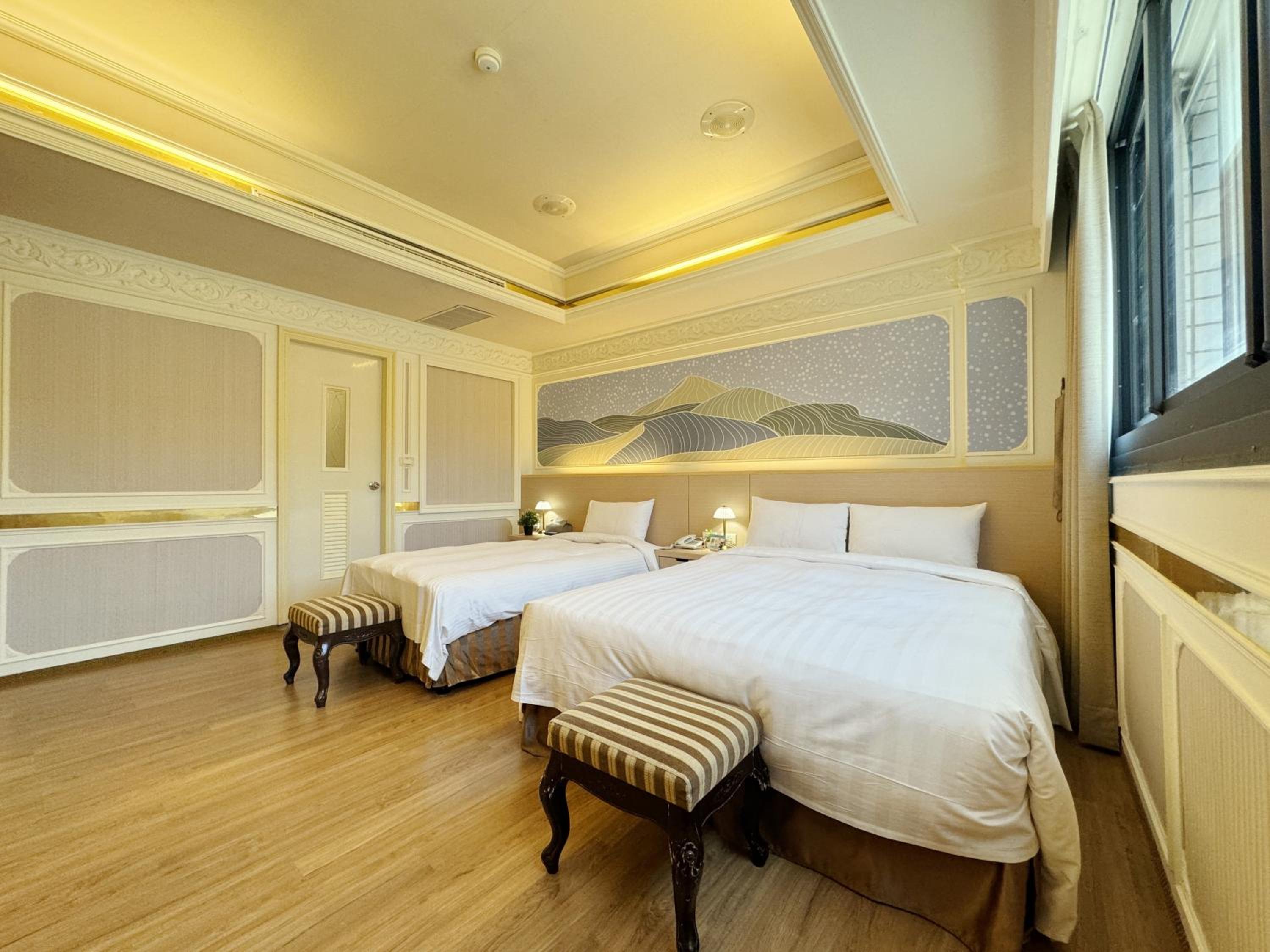 Superior Triple Room photo 2