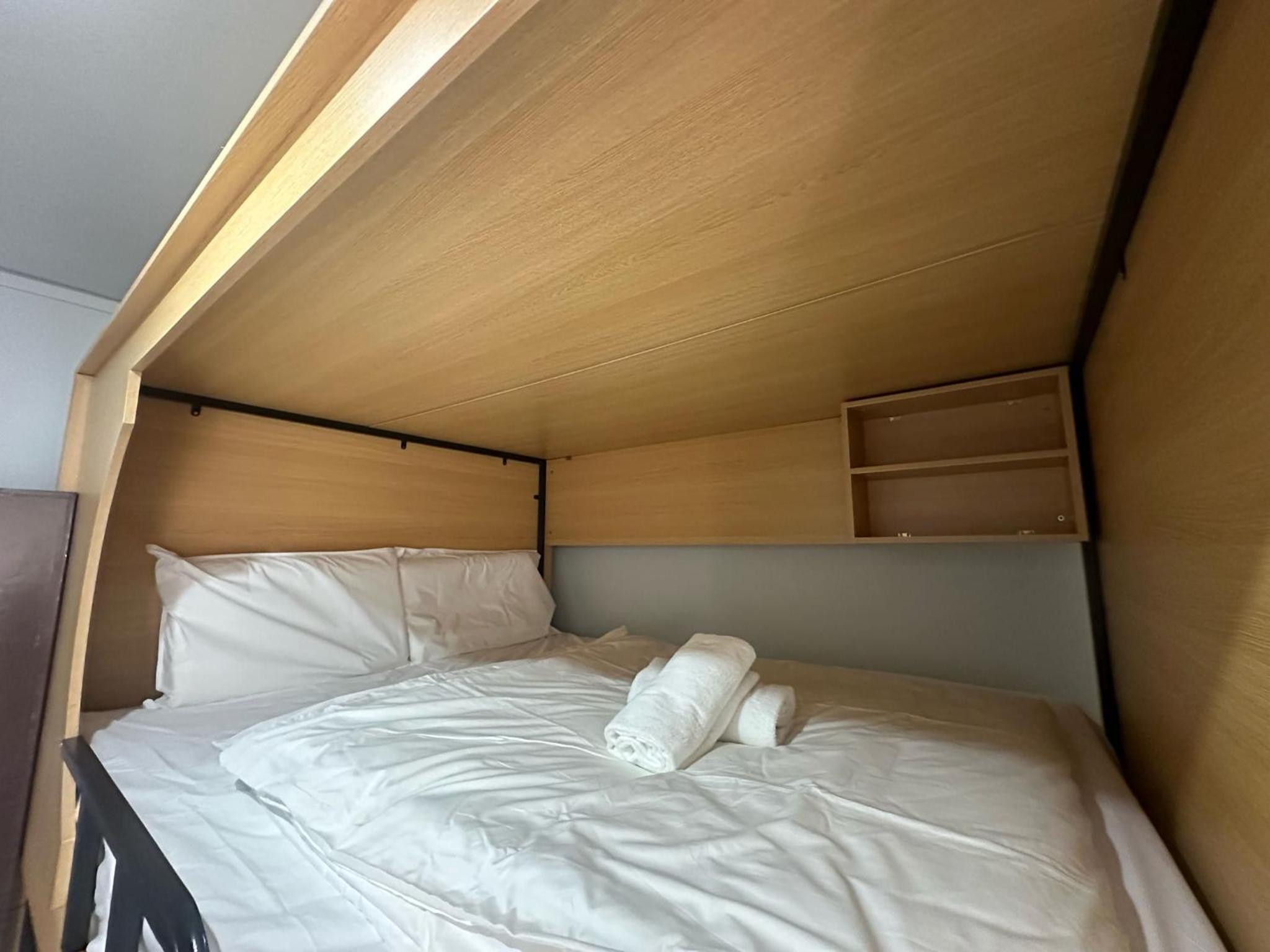 Bunk Bed In Mixed Dormitory Room photo 2
