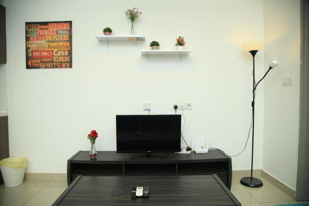One-Bedroom Apartment photo 3