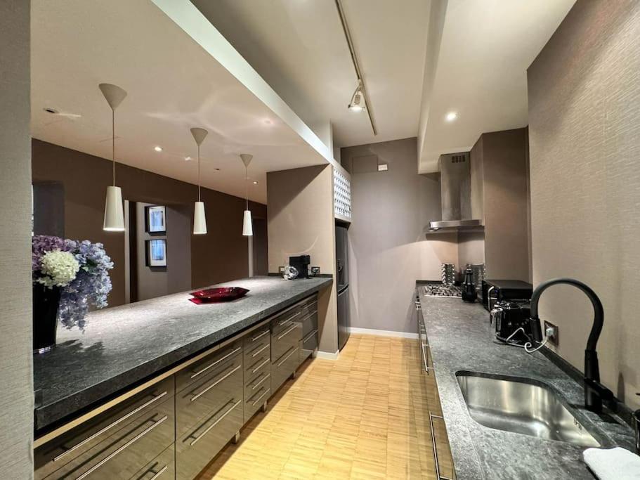 Apartment photo 2
