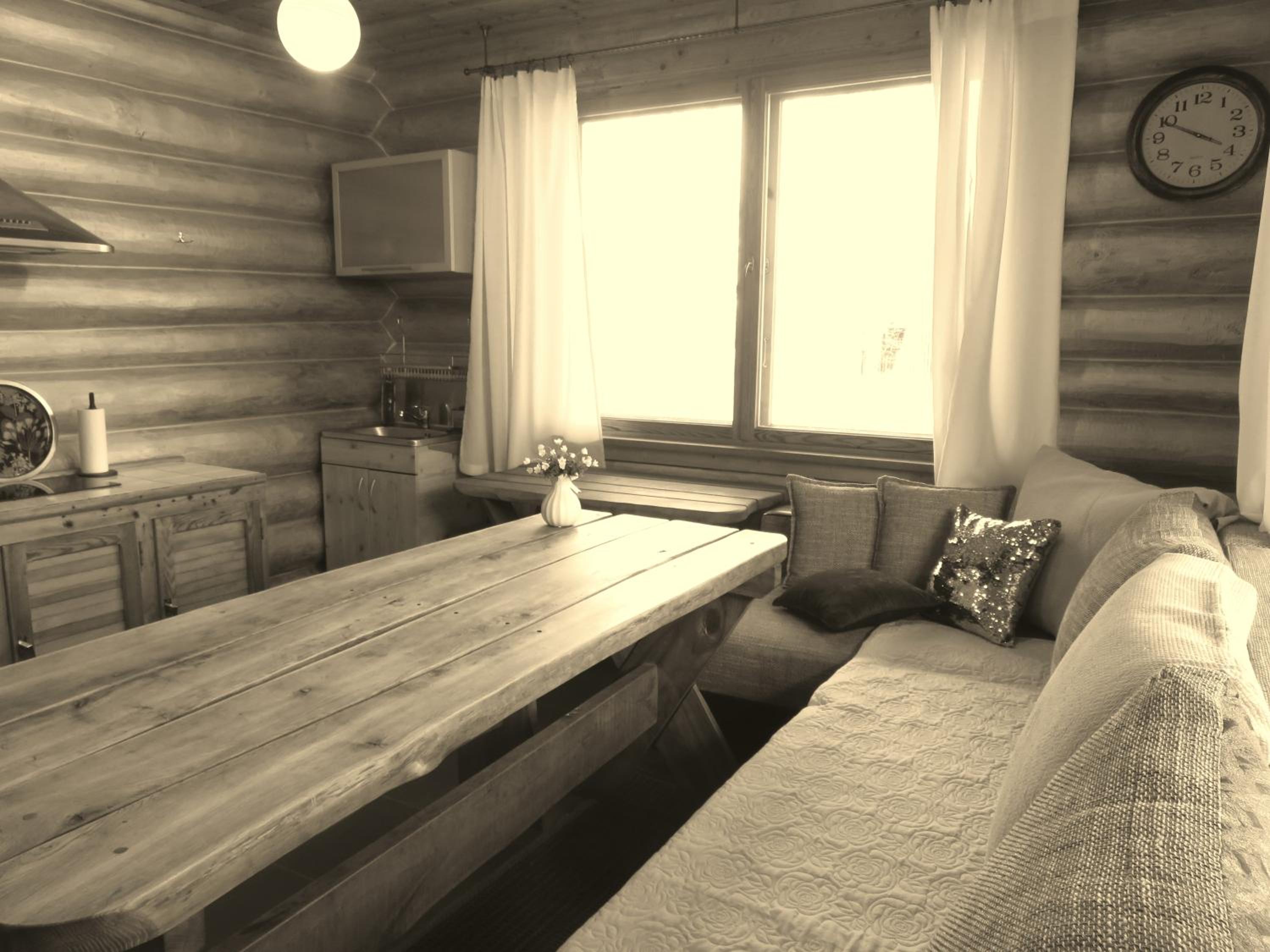 Four-Bedroom House - Photo 74