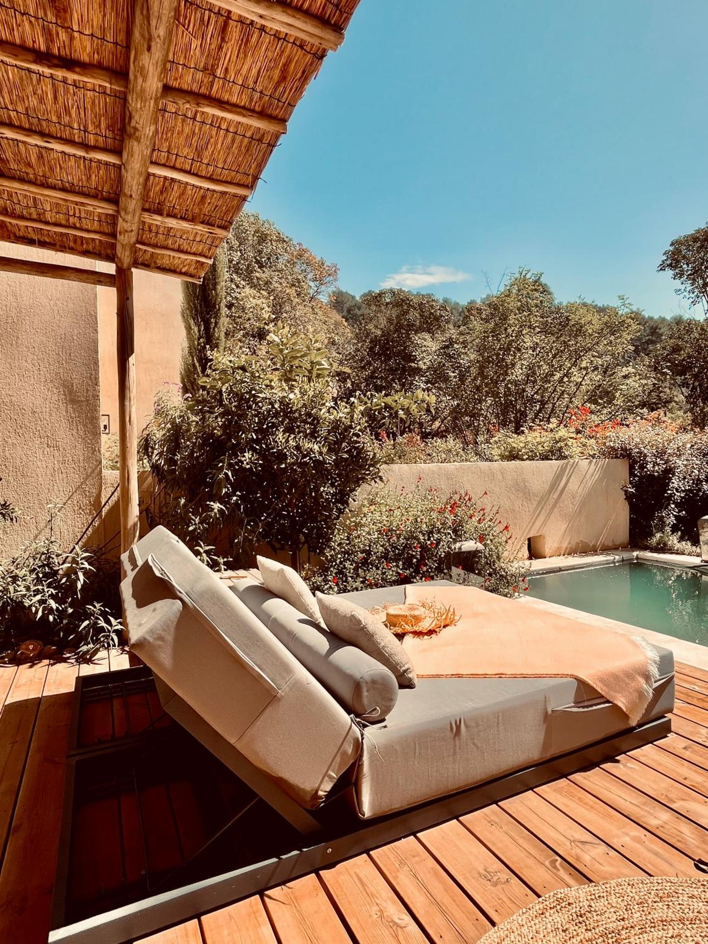 Villa avec Piscine Privée Villa avec Piscine Privée