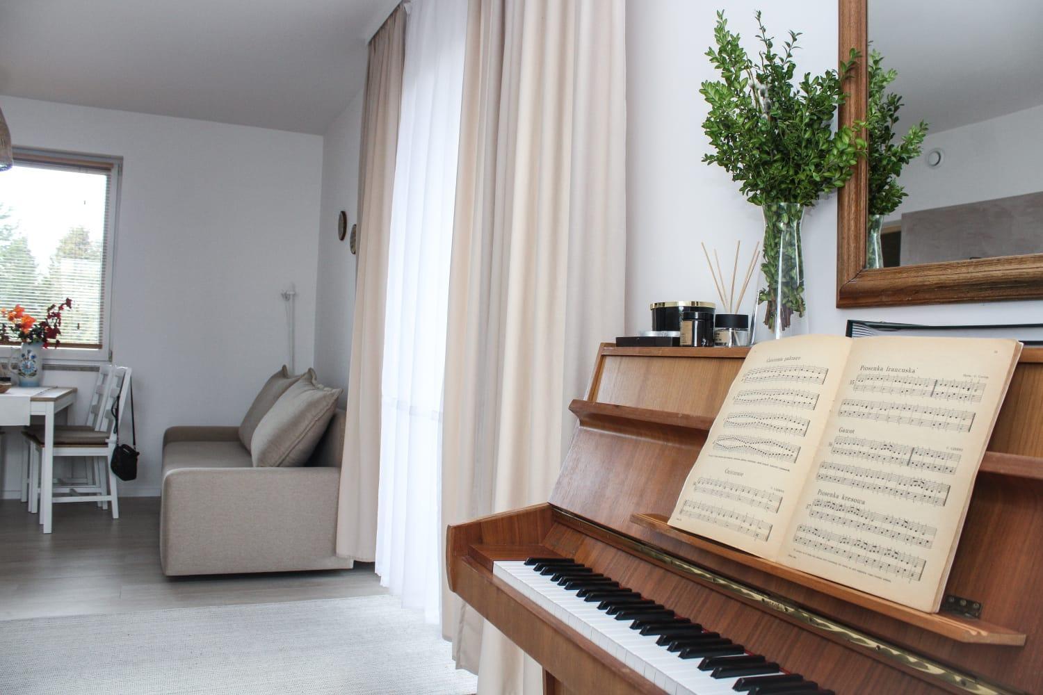 King Suite with Balcony - Photo 22