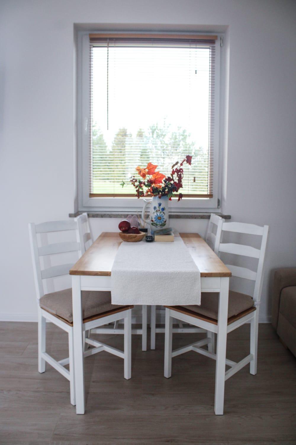 King Suite with Balcony - Photo 8