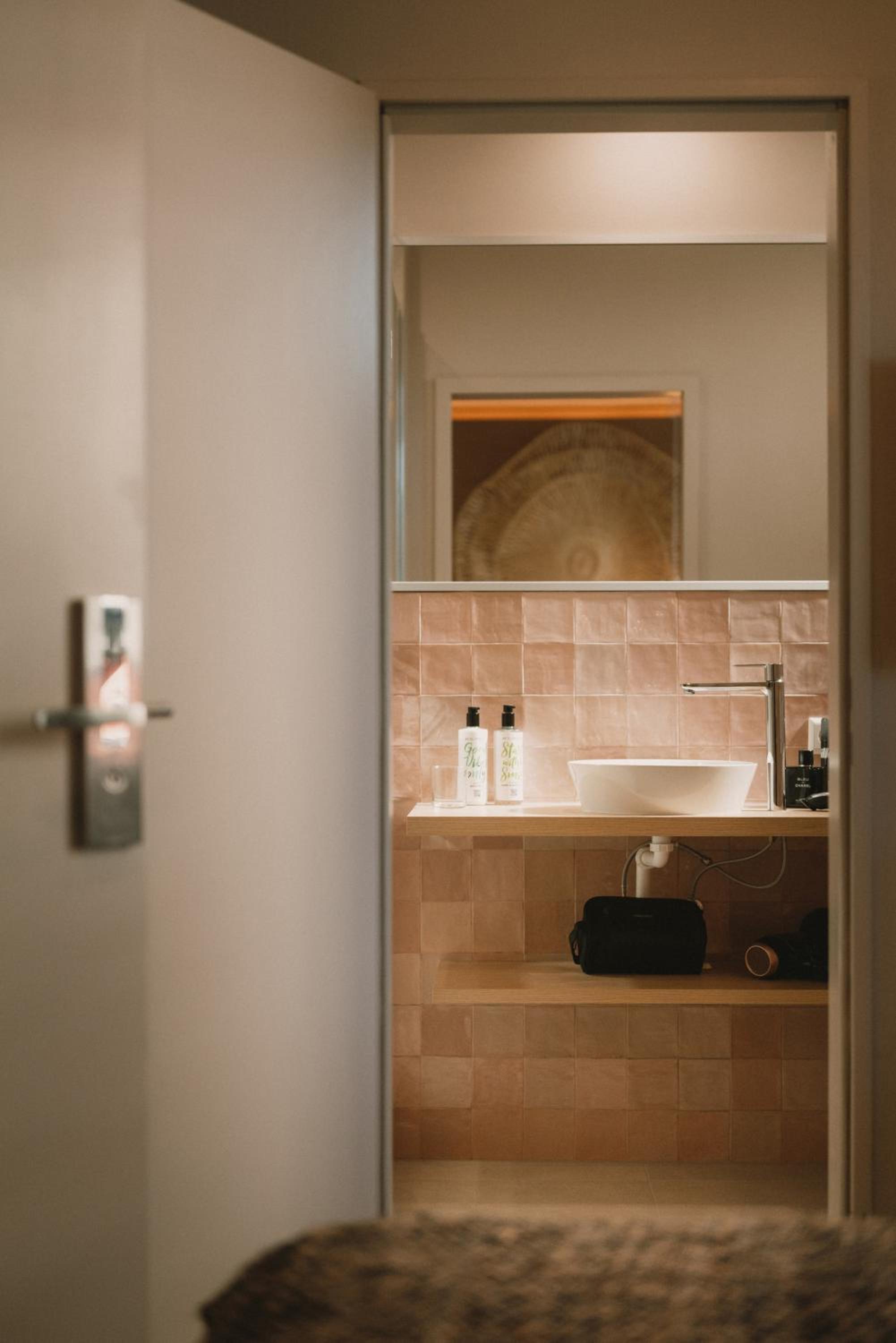 Superior Triple Room photo 3