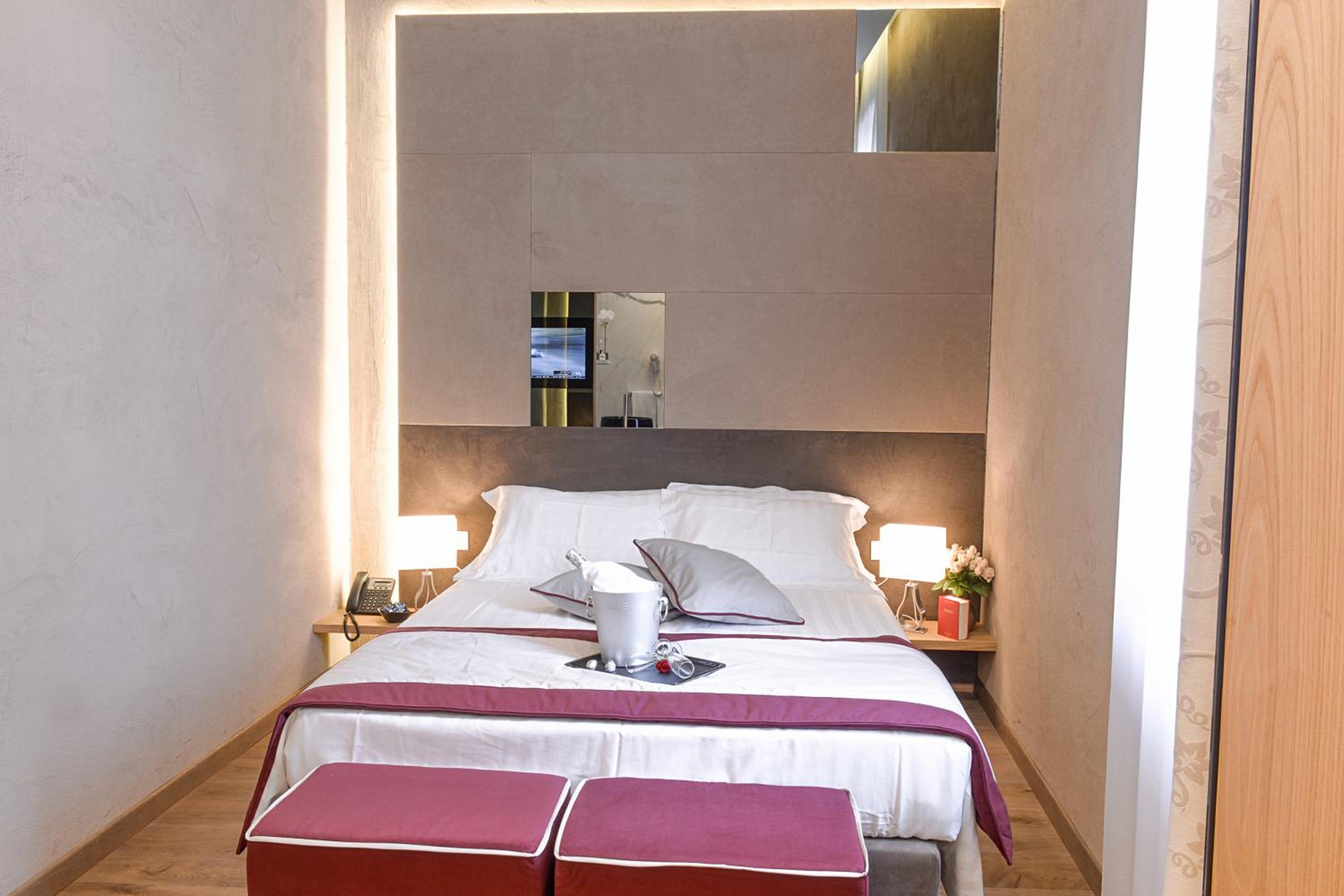 Superior Room with City View photo 3