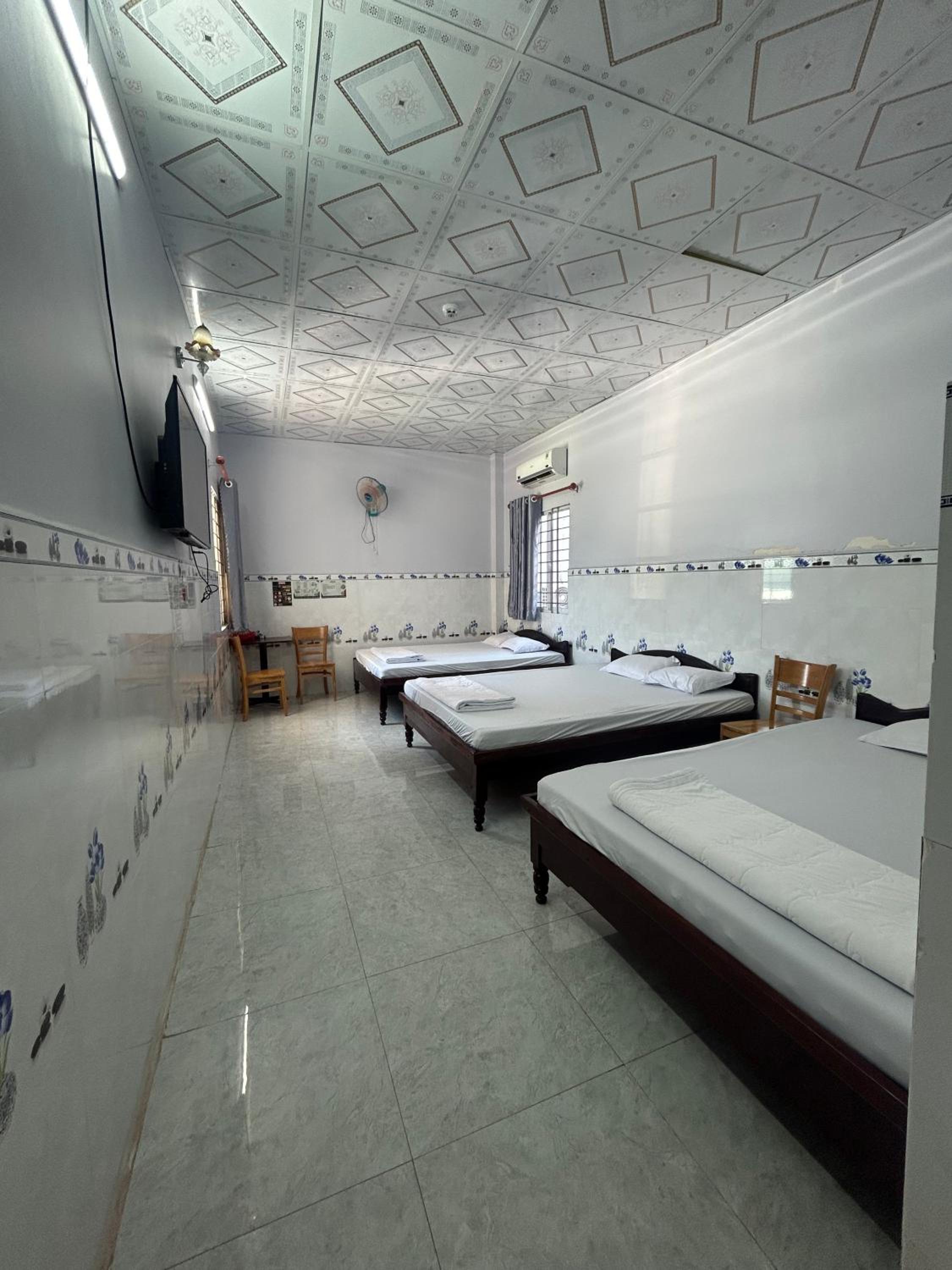 Family Room photo 1