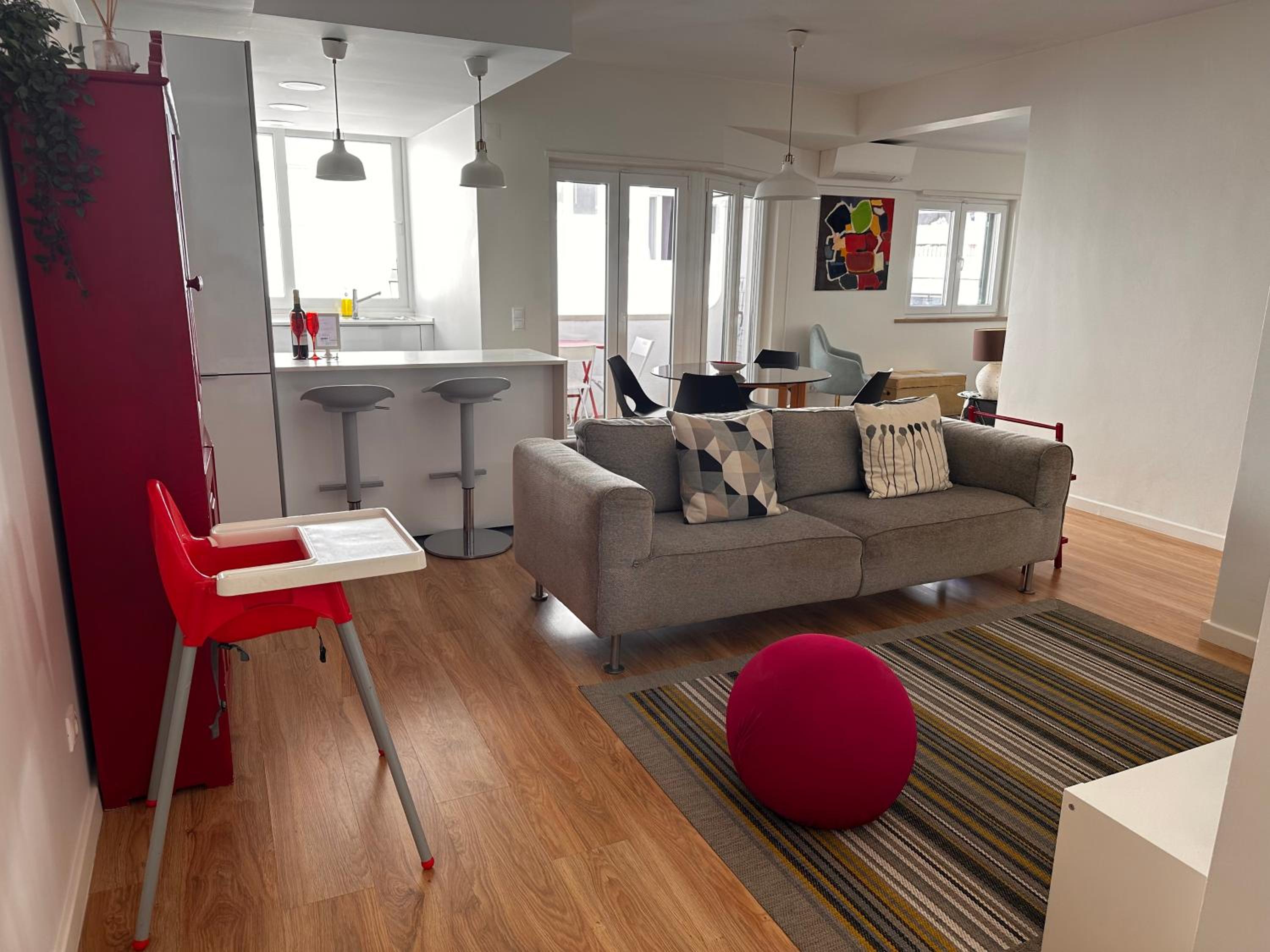 Two-Bedroom Apartment with Balcony photo 1