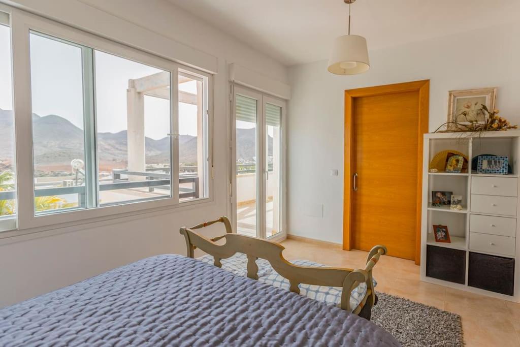Three-Bedroom Villa photo 3